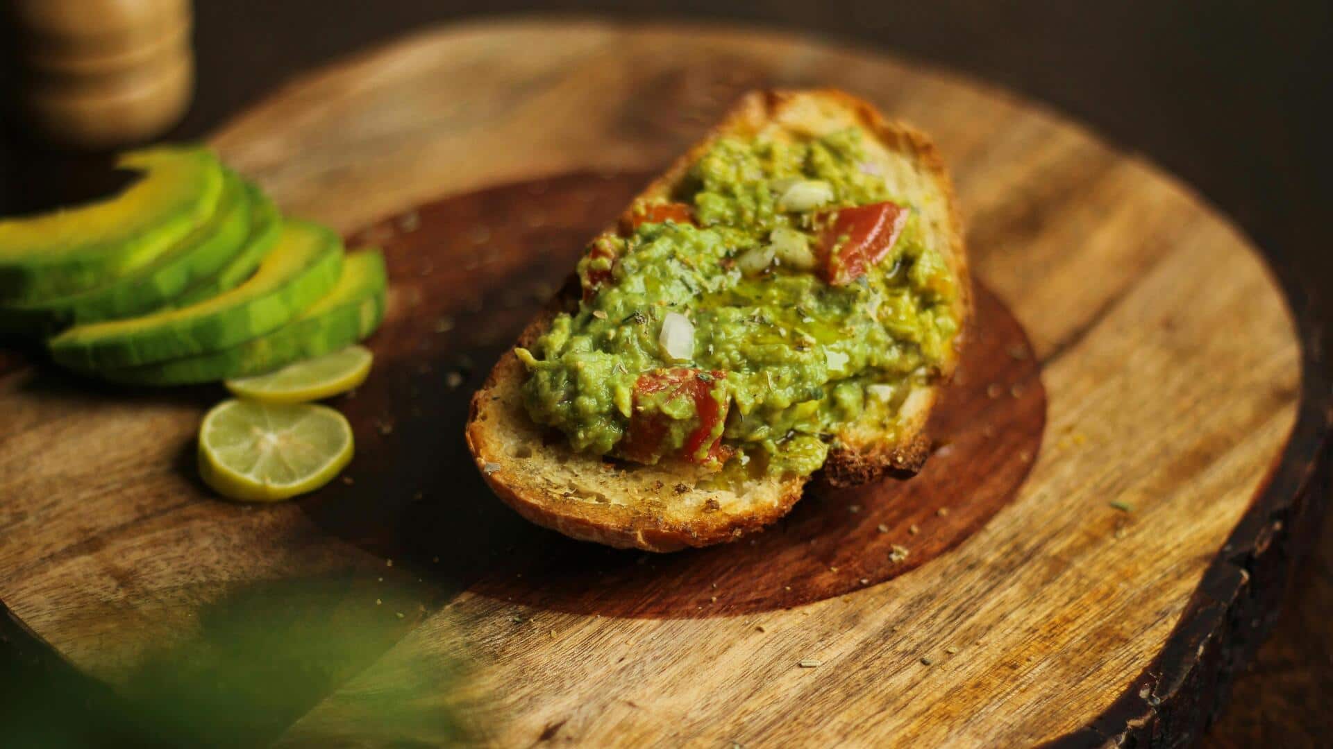 सुबह की चाय या कॉफी से ज्यादा ऊर्जा दे सकते हैं ये खाद्य पदार्थ