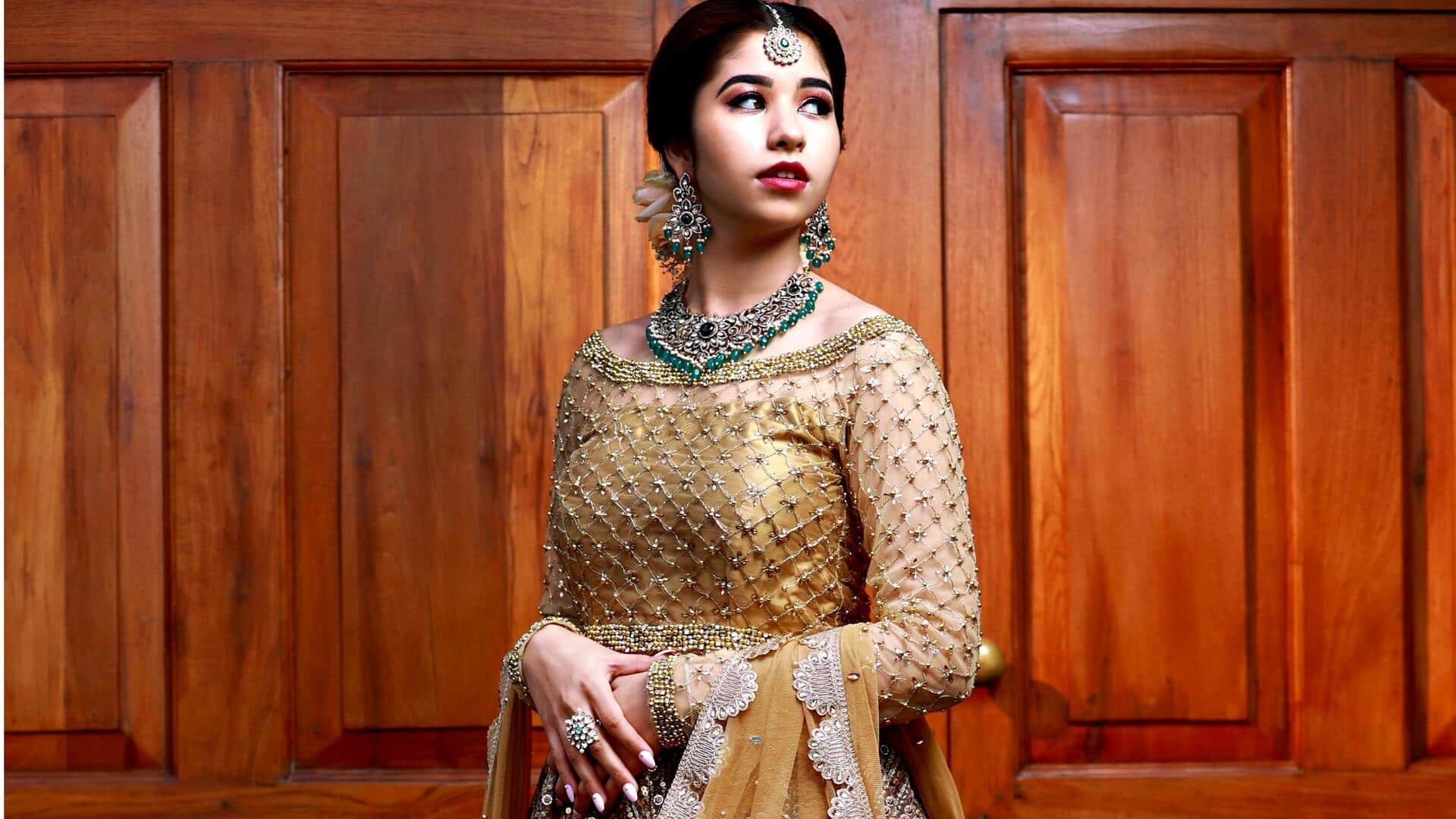 दुल्हन की बहन के लिए बेहतरीन रहेंगे ये 5 परिधान, बन जाएंगी आकर्षण का केंद्र दुल्हन की बहन के लिए बेहतरीन रहेंगे ये 5 परिधान, बन जाएंगी आकर्षण का केंद्र