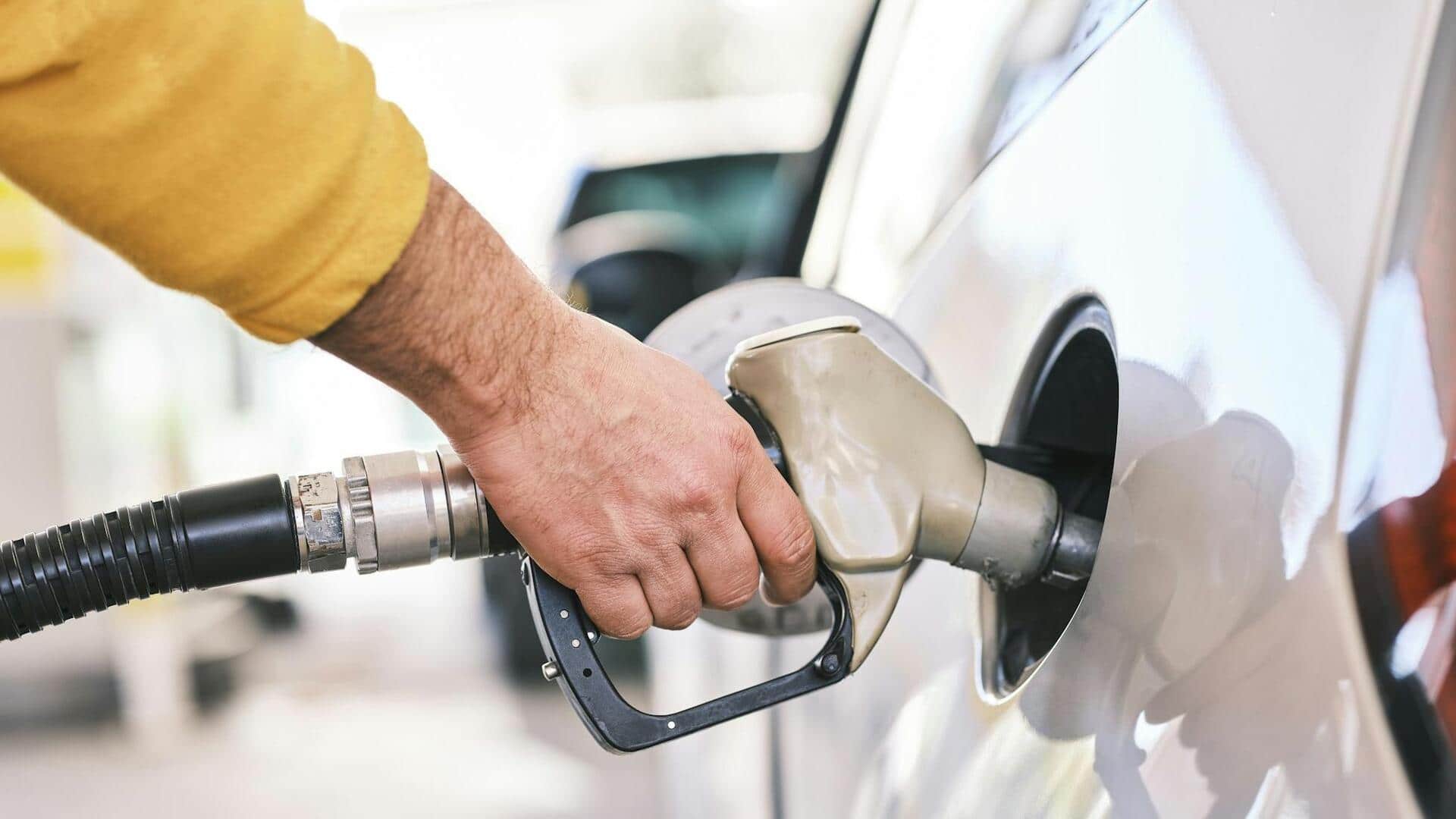 पेट्रोल-डीजल की कीमतें: 1 मार्च के लिए जारी हुए ताजा दाम, जानिए आपके शहर में कितने 