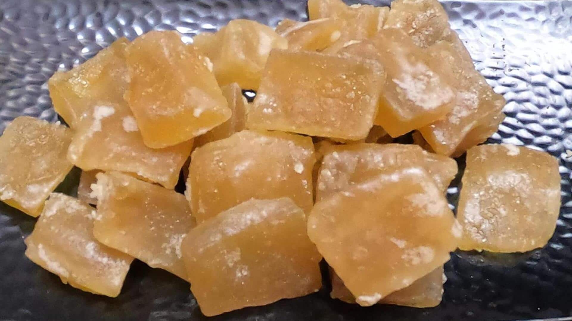 आगरा के पेठा उद्योग पर क्यों मंडरा रहा है संकट? आगरा के पेठा उद्योग पर क्यों मंडरा रहा है संकट?