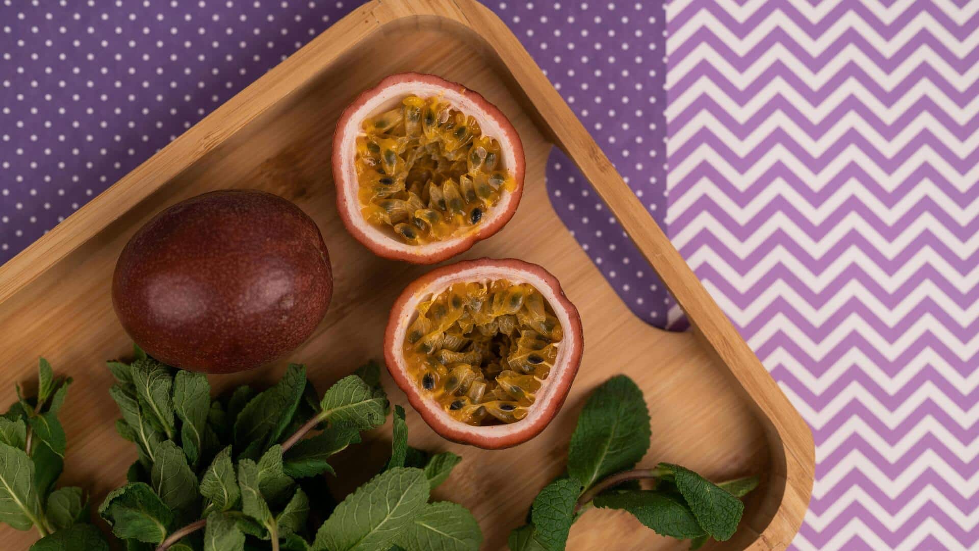गर्मियों में पैशन फ्रूट को बनाएं अपनी डाइट का हिस्सा, मिलेंगे ये मुख्य स्वास्थ्य लाभ
