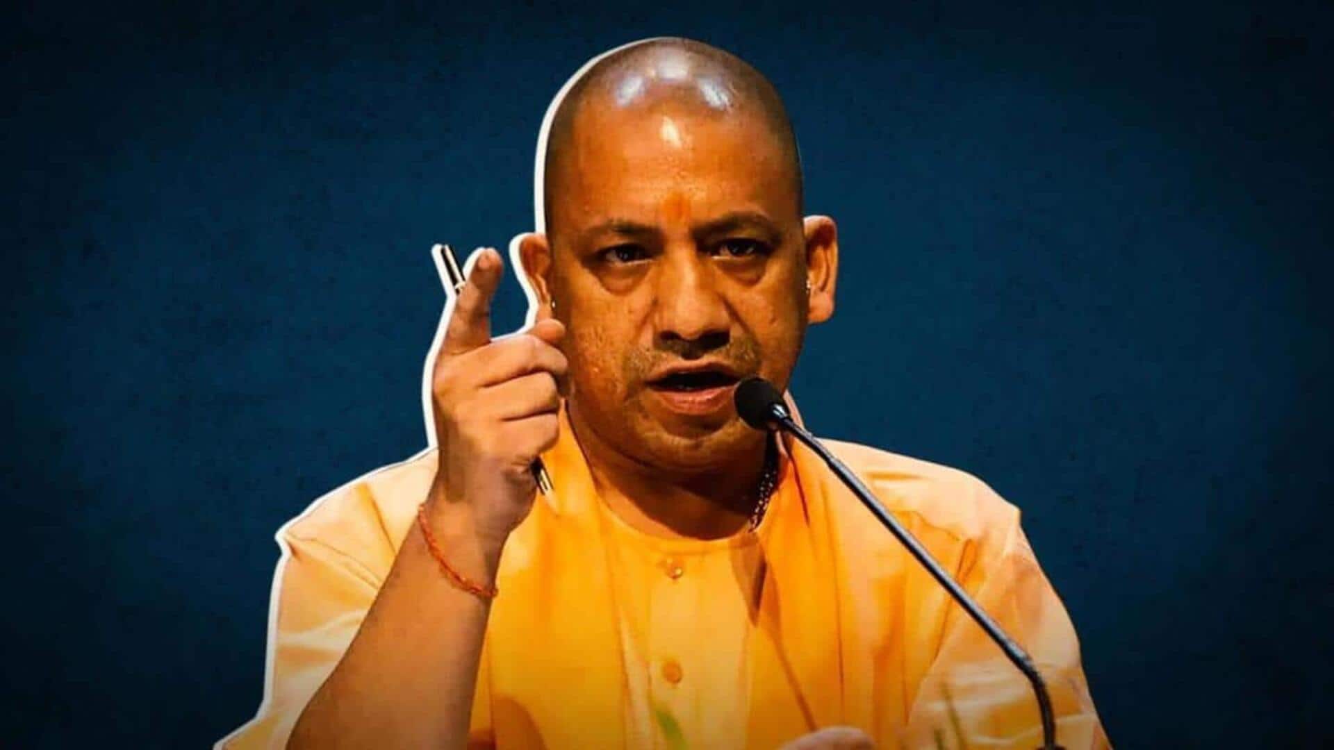योगी आदित्यनाथ ने किया कांवड़ यात्रियों का बचाव, कहा- बताया जा रहा है अपराधी और आतंकवादी