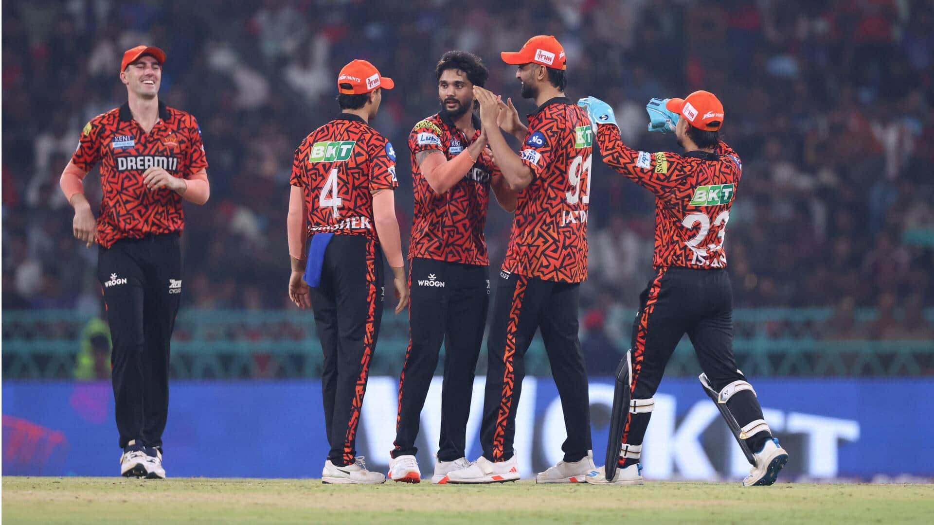 IPL 2025: SRH ने RCB को दी शिकस्त, देखिए मैच के शानदार मोमेंट्स IPL 2025: SRH ने RCB को दी शिकस्त, देखिए मैच के शानदार मोमेंट्स