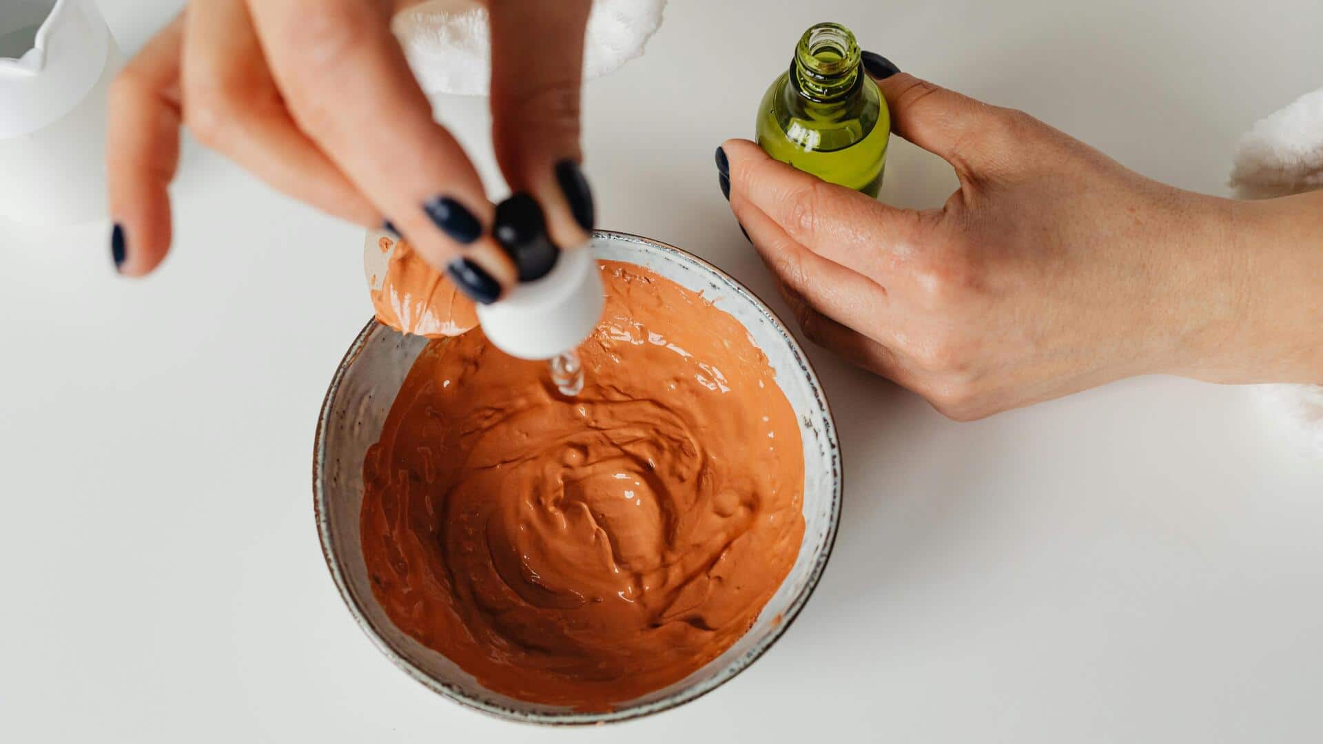 सर्दियों में त्वचा को स्वस्थ रखने में मदद कर सकते हैं ये 5 फेस मास्क