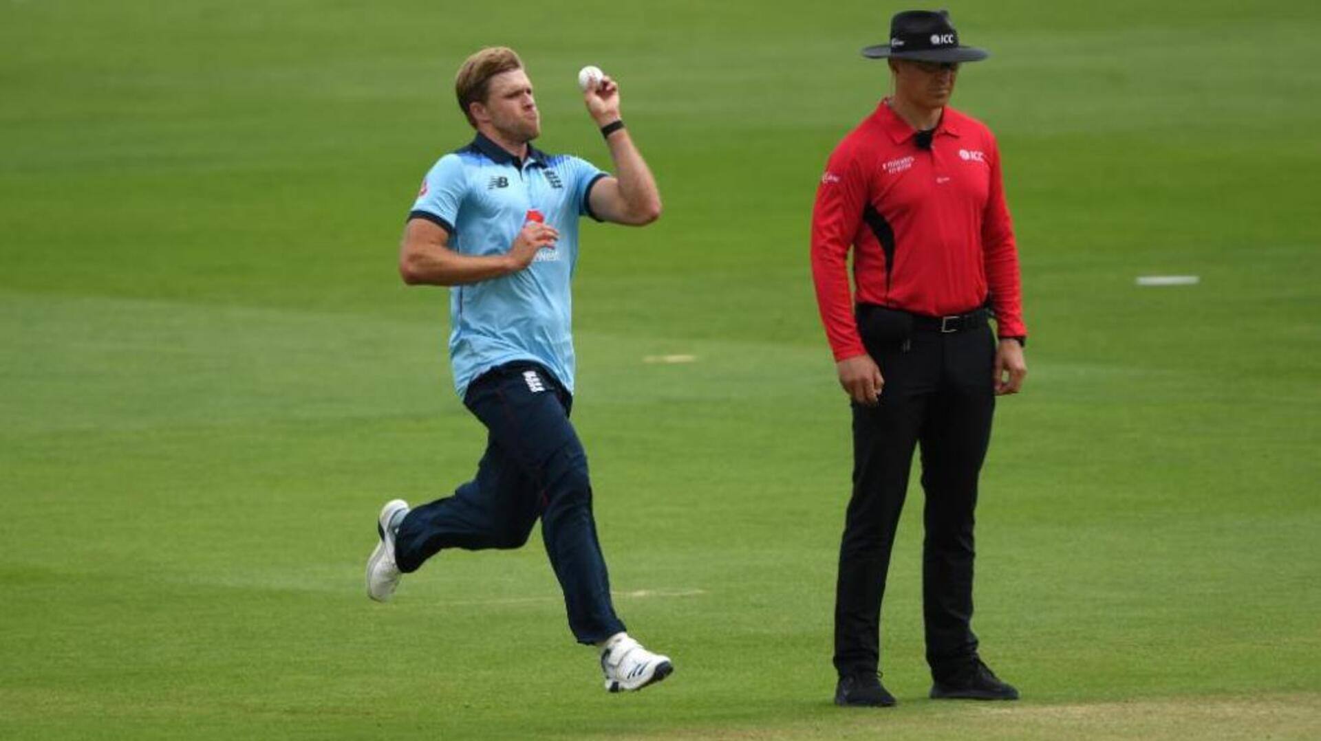 भारत बनाम इंग्लैंड: डेविड विली की किफायती गेंदबाजी, 3 विकेट भी चटकाए