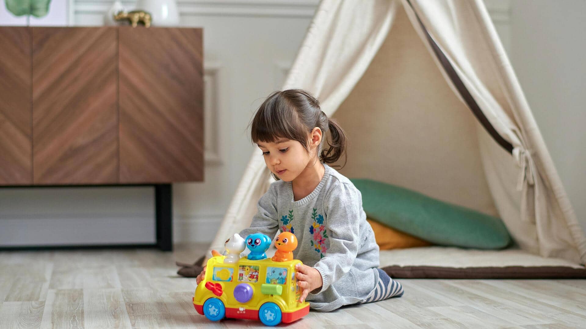 बच्चों के जन्मदिन पर उनके लिए चुनें ये 5 उपहार, रहेंगे खुश