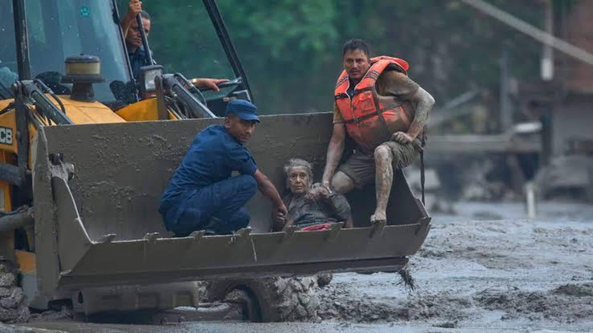 नेपाल में मृतकों की संख्या 900 के पार, भोटेकोशी नदी में जलस्तर बढ़ने से चेतावनी जारी