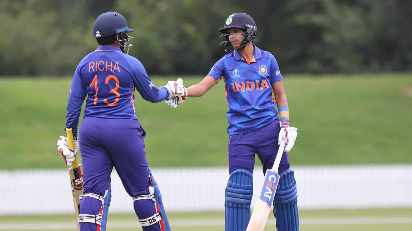महिला टी-20 विश्व कप: भारत के खिलाफ पाकिस्तान ने टॉस जीतकर चुनी बल्लेबाजी, जानिए प्लेइंग इलेवन 