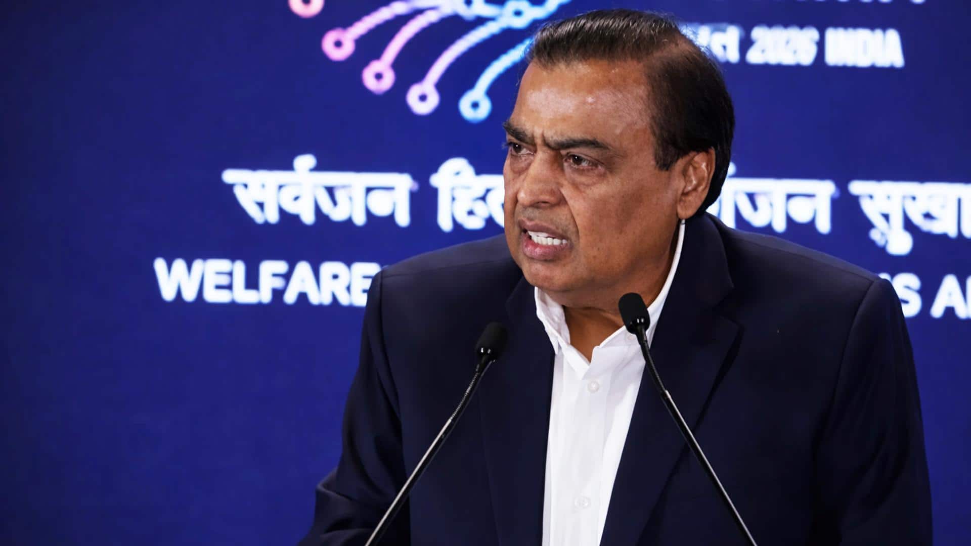 AI समिट में मुकेश अंबानी का बड़ा ऐलान, 10 लाख करोड़ रुपये निवेश करेगी रिलायंस इंडस्ट्रीज