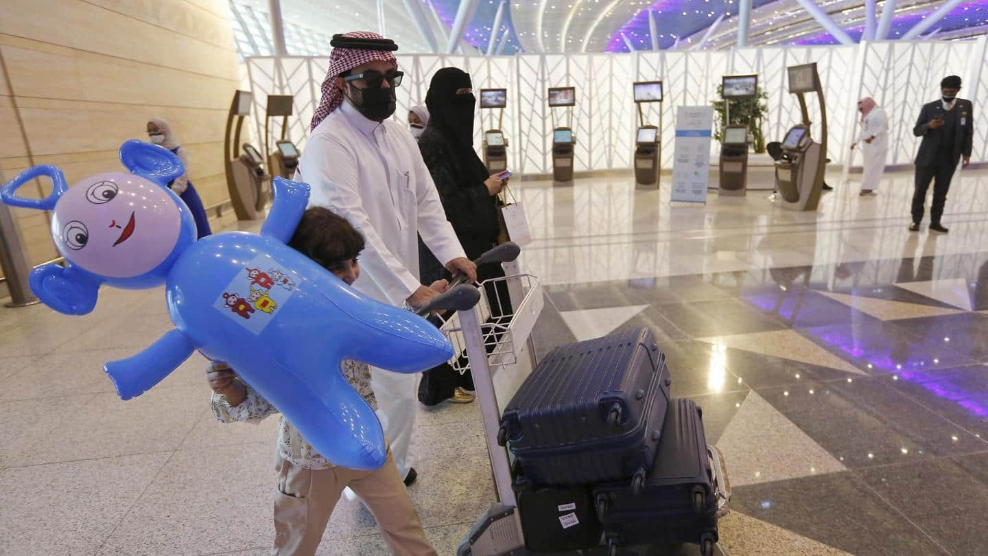 सऊदी अरब ने भारत समेत कई देशों की यात्रा पर रोक लगाई, नियम तोड़ने पर कार्रवाई