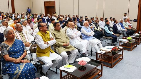 प्रधानमंत्री मोदी की कैबिनेट के साथ साढ़े 4 घंटे बैठक, बोले- विकसित भारत सिर्फ नारा नहीं