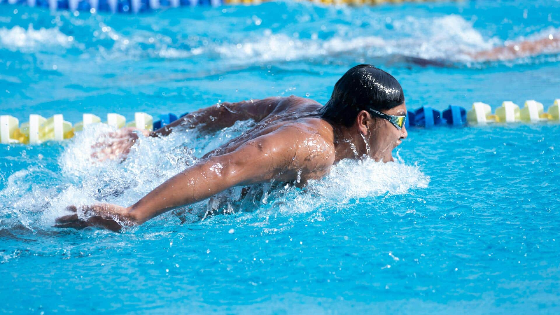 क्या तैराकी करने से बढ़ सकती है आपकी लंबाई? इस बात की सच्चाई जानना है अहम 