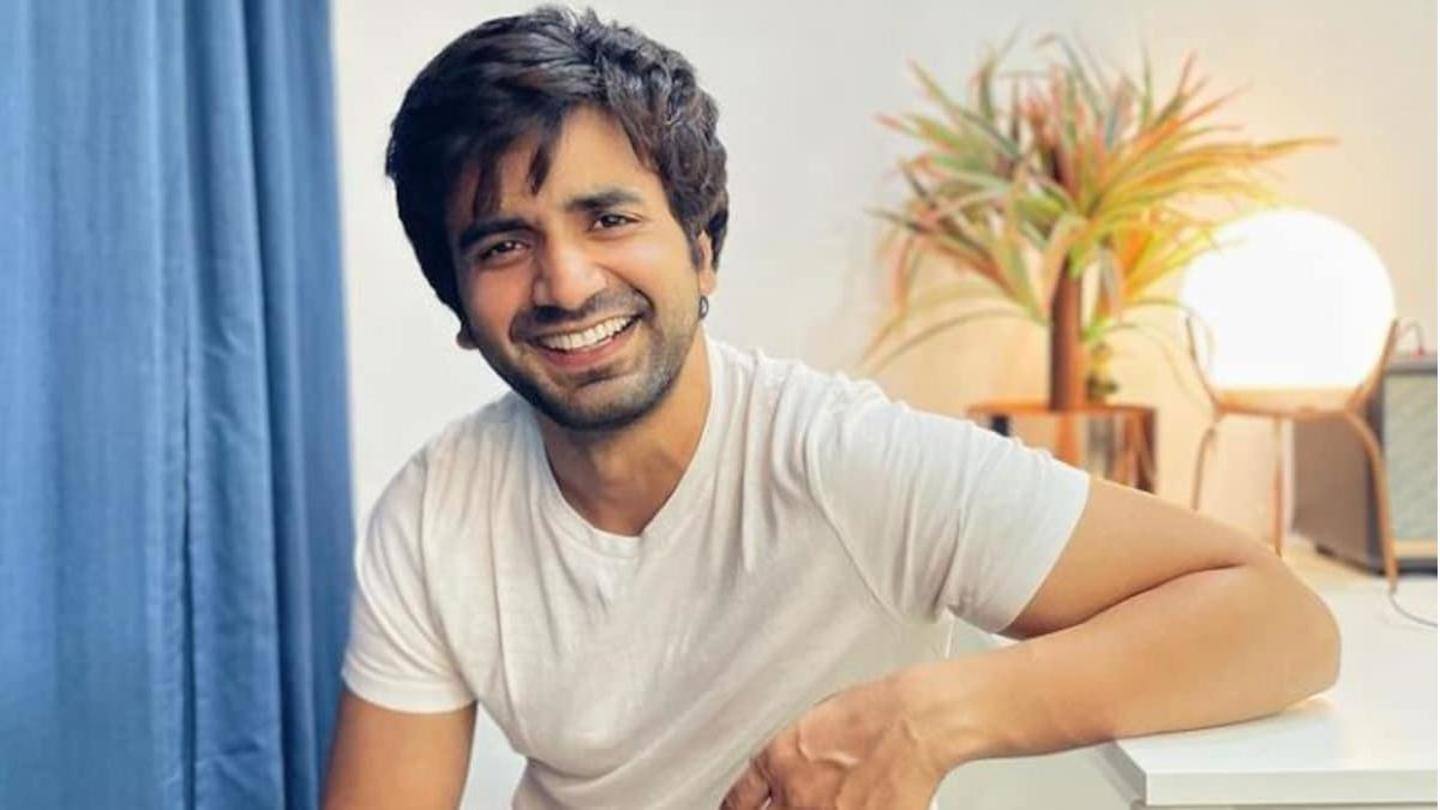इस सीरीज से आयुष ने रखा OTT की दुनिया में कदम इस सीरीज से आयुष ने रखा OTT की दुनिया में कदम