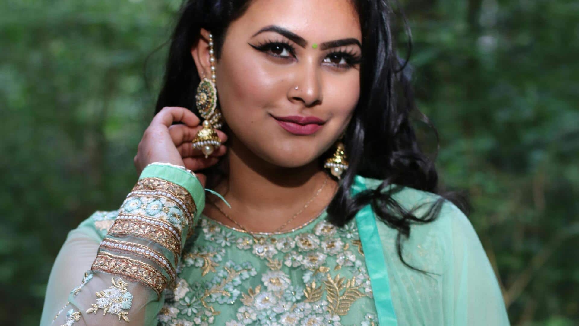 बदलते मौसम में अनारकली सूट पहनते समय इन बातों का रखें ध्यान, मिलेगा बड़ा आराम