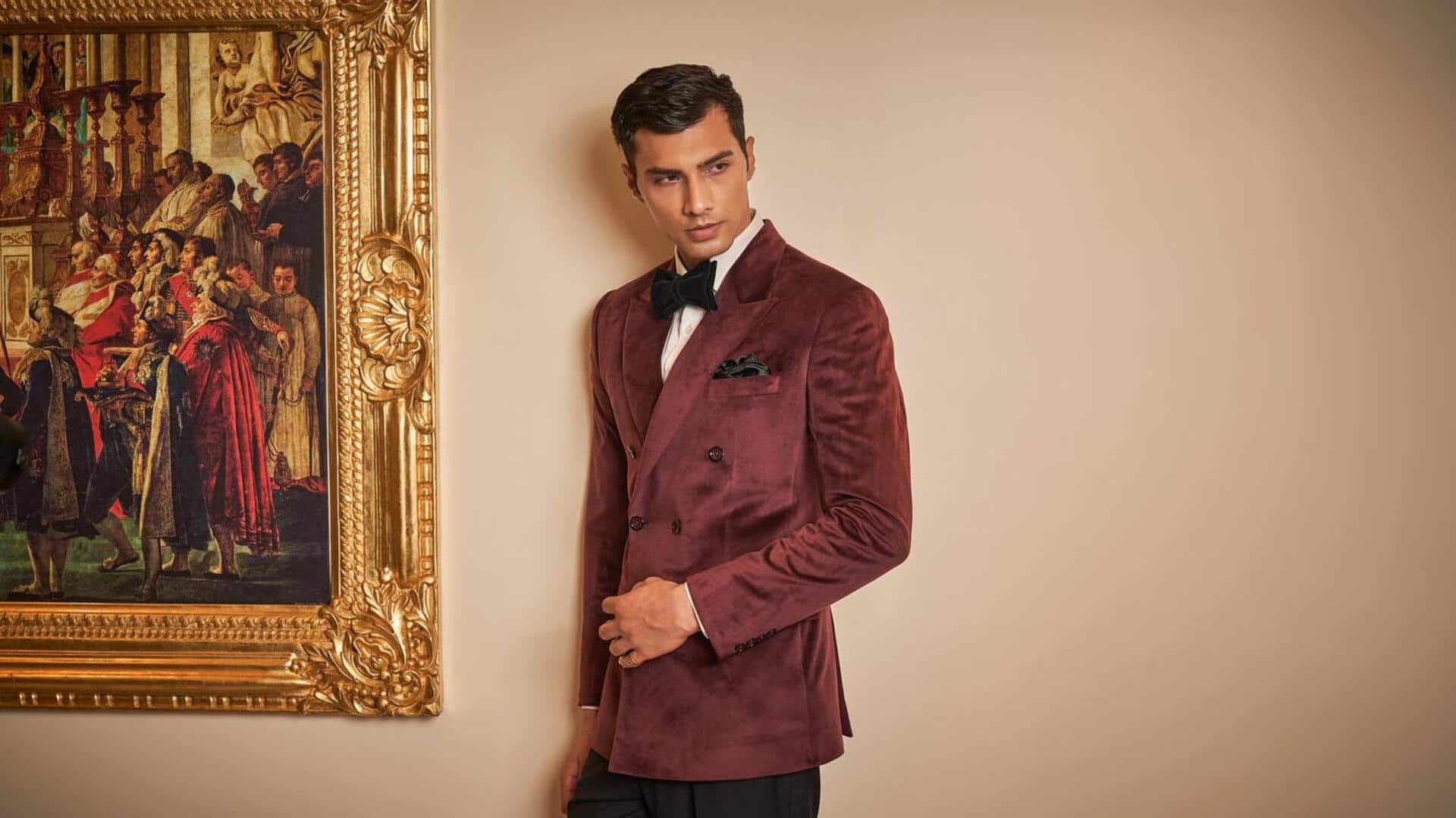 वेलवेट कोट पहनते हैं? ऐसे रखें उसका ख्याल, नहीं होगा कोई नुकसान