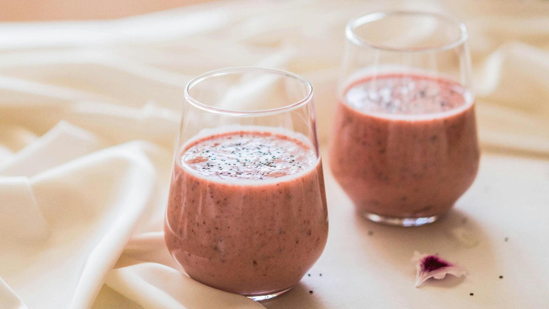 वजन बढ़ाने के लिए रोजाना पिएं ये 5 स्मूदी, आसान हैं रेसिपी