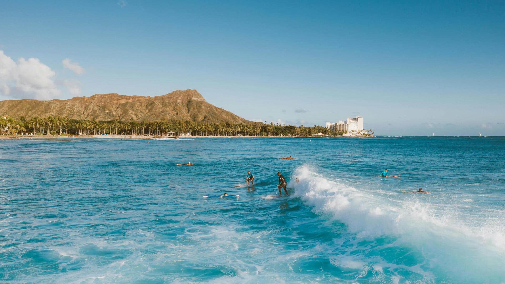 अमेरिका के हवाई द्वीप समूह में स्थित है होनोलुलु, यहां लें इन गतिविधियों का आनंद