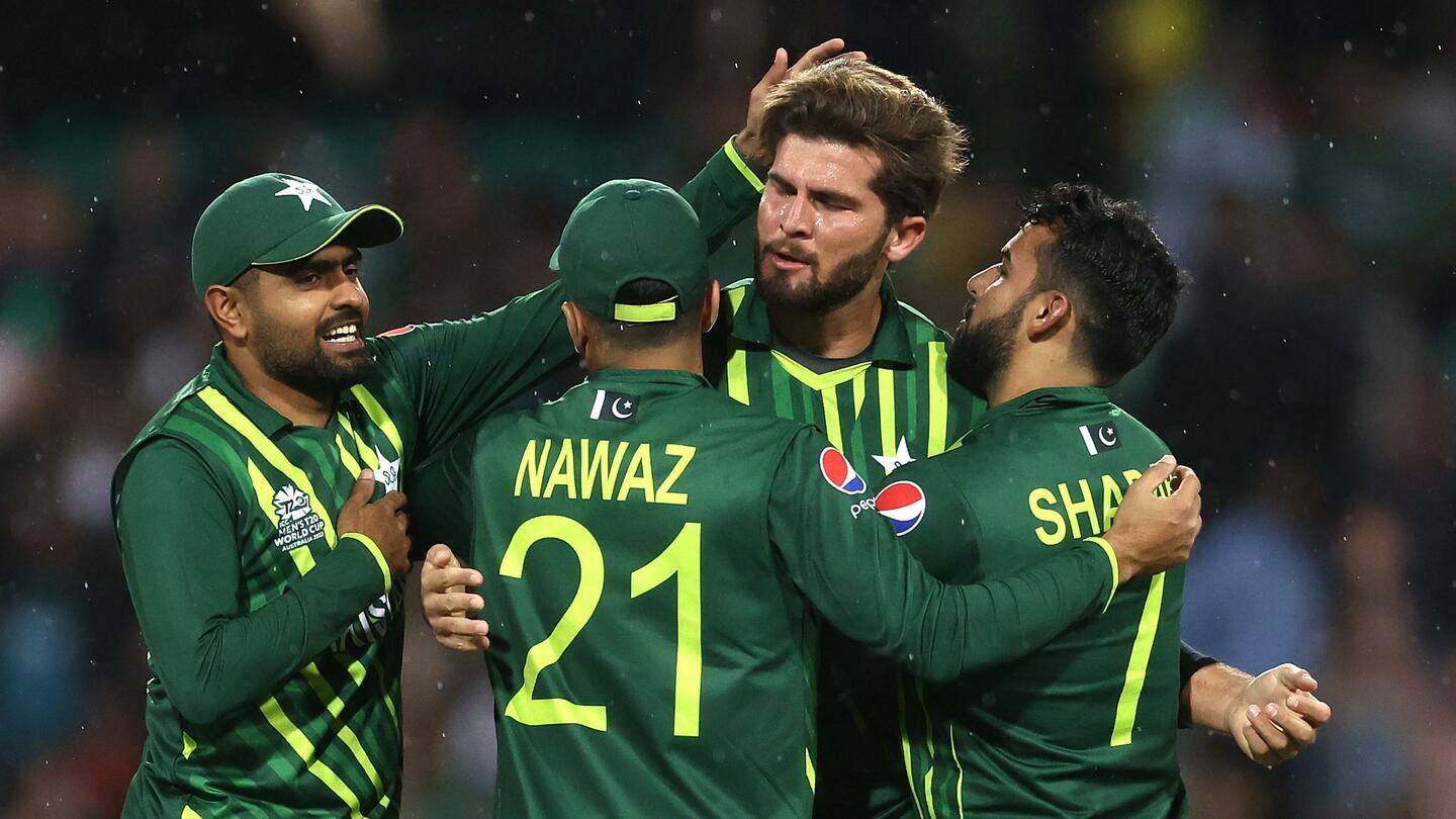 टी-20 विश्वकप: पाकिस्तान ने दक्षिण अफ्रीका को 33 रनों से हराया, मैच में बने ये रिकॉर्ड्स
