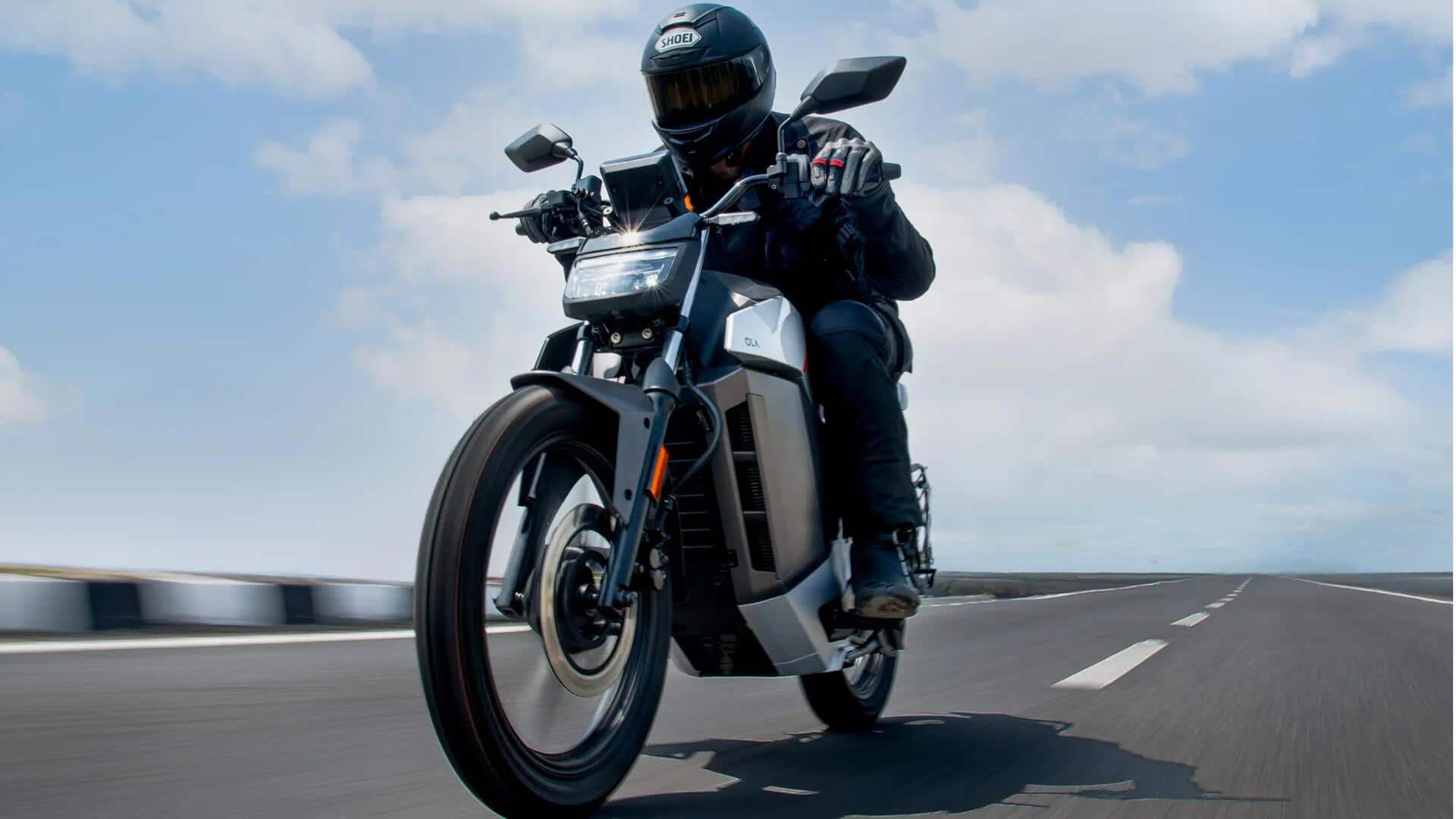 ओला रोडस्टर X पर 10,000 रुपये फायदे घोषित, जानिए किन ग्राहकों को मिलेगा ओला रोडस्टर X पर 10,000 रुपये फायदे घोषित, जानिए किन ग्राहकों को मिलेगा