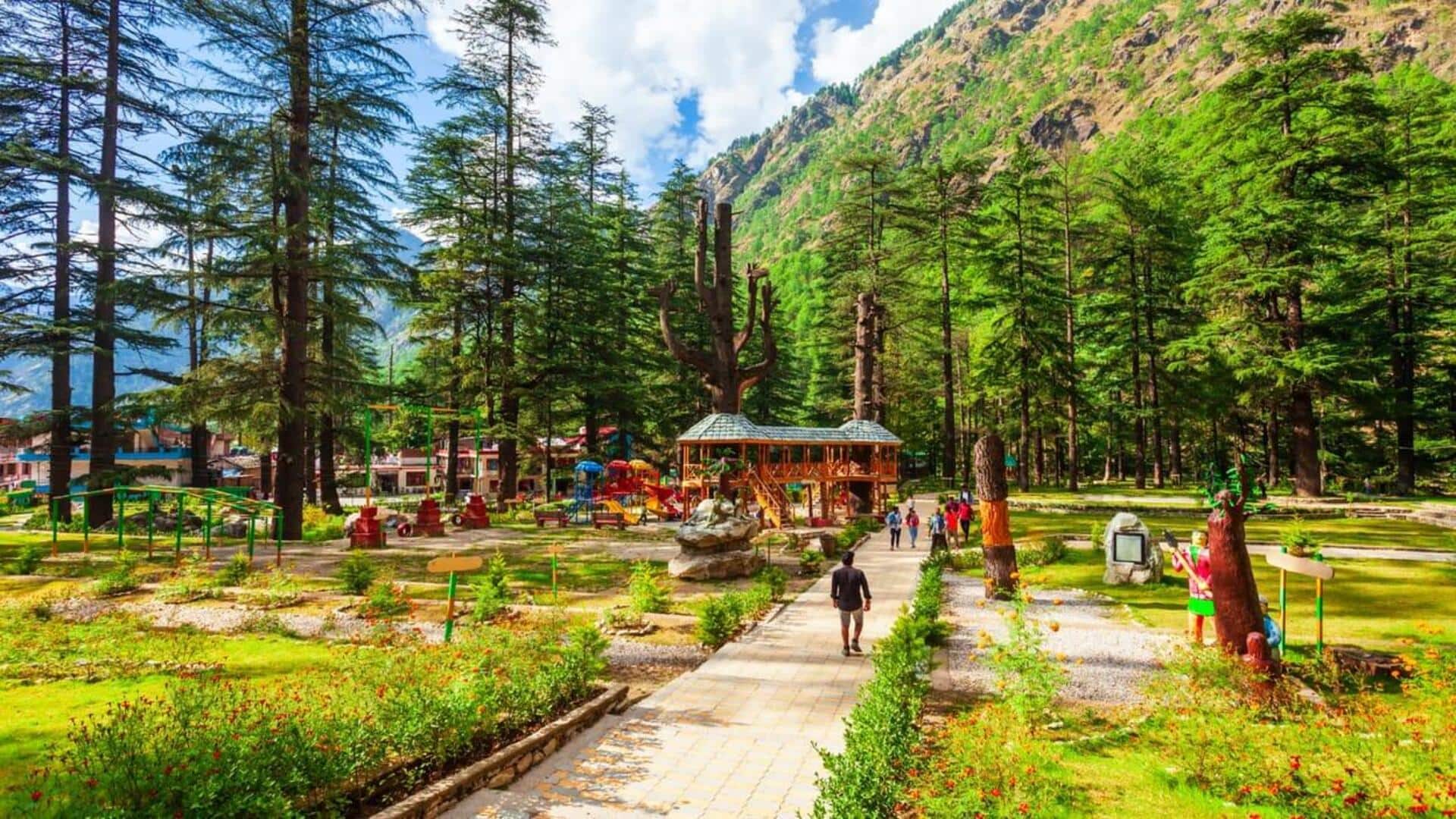 सड़क मार्ग से हिल स्टेशनों की यात्रा करना पसंद है? इन 5 जगहों का करें चयन