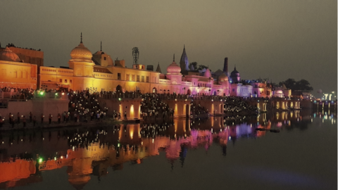 अयोध्या: राम मंदिर के दर्शन के लिए जा रहे हैं? इन जगहों की भी करें यात्रा 
