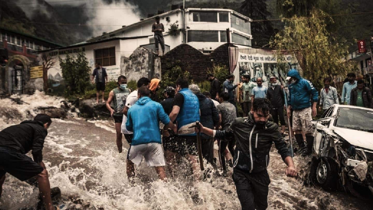 हिमाचल प्रदेश में भारी बारिश से कई इलाकों में बाढ़, सात की मौत और नौ लापता
