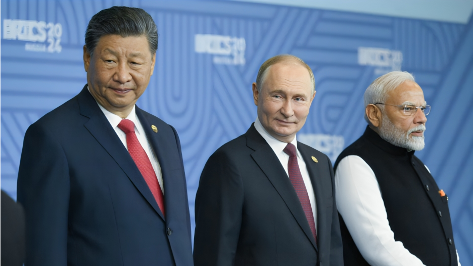 ट्रंप ने साझा की SCO शिखर सम्मेलन की तस्वीर, लिखा- हमने रूस-भारत को खो दिया