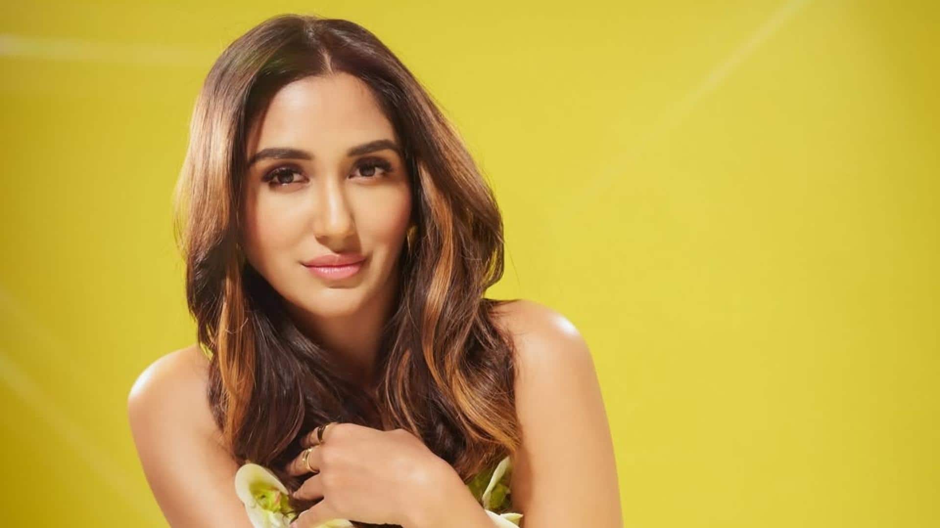 'ज्वेल थीफ' की अभिनेत्री निकिता दत्ता कोरोना वायरस से संक्रमित, दिया स्वास्थ्य अपडेट 'ज्वेल थीफ' की अभिनेत्री निकिता दत्ता कोरोना वायरस से संक्रमित, दिया स्वास्थ्य अपडेट