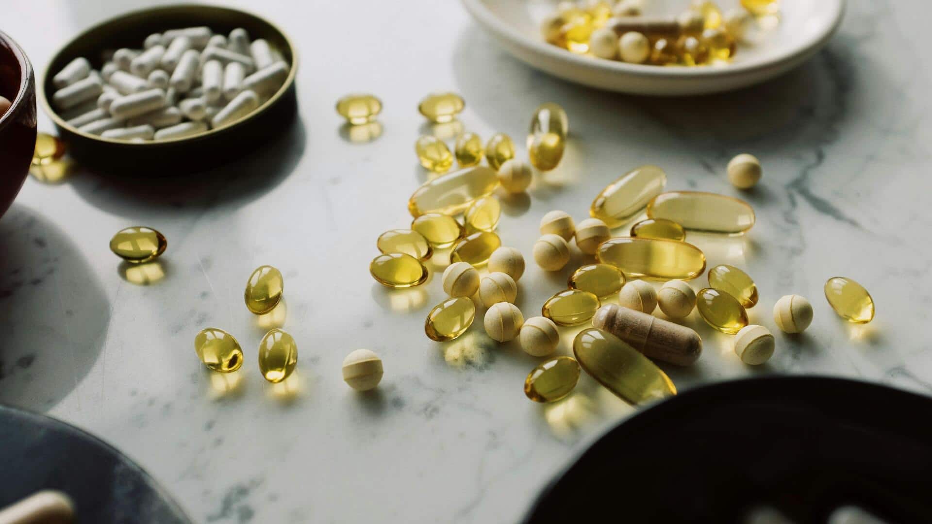 हड्डियों को मजबूती देने वाले 5 जरूरी विटामिन, इन्हें डाइट में शामिल करें