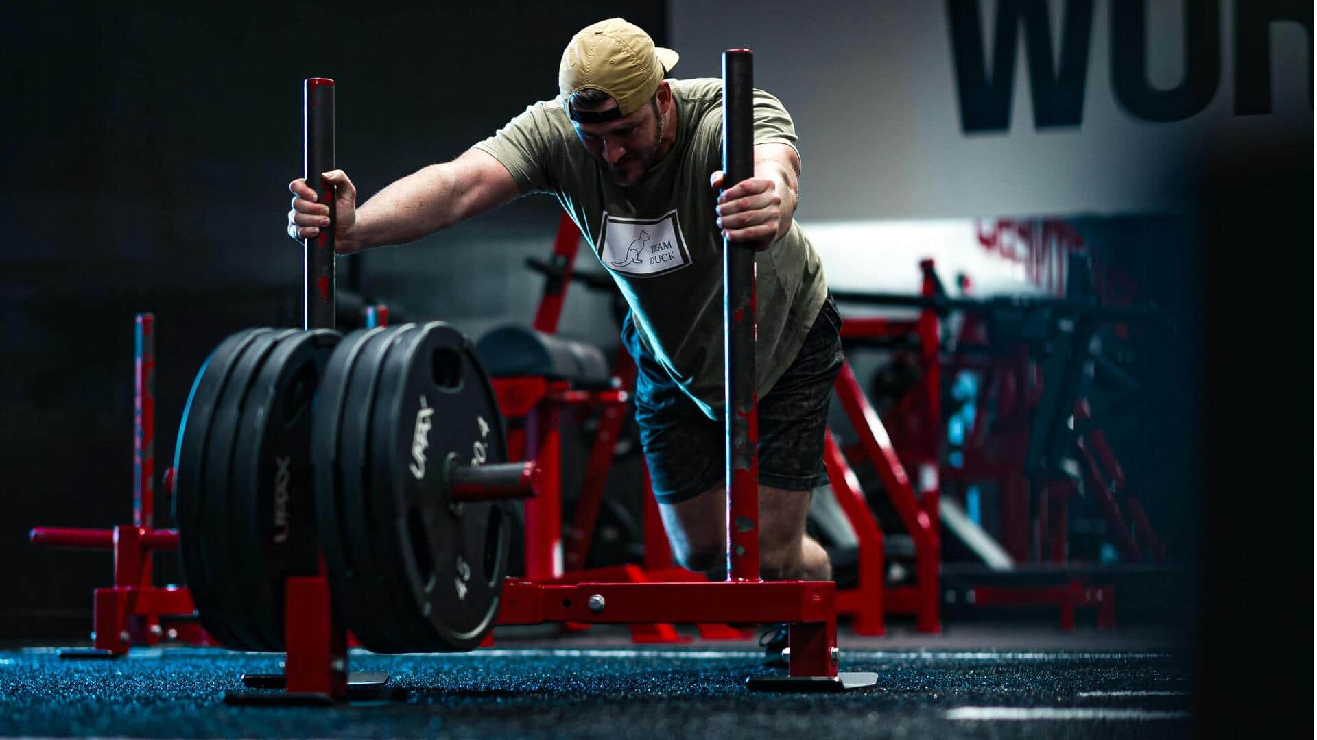 स्लेज पुश है एक बेहतरीन एक्सरसाइज, इसे रोजाना करेंगे तो मिलेंगे ये 5 लाभ