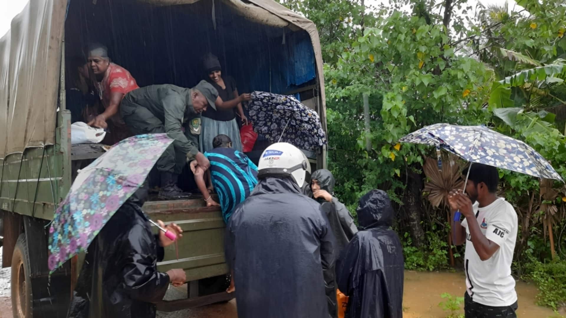 श्रीलंका में भारी बारिश से तबाही, भूस्खलन और बाढ़ से 33 की मौत