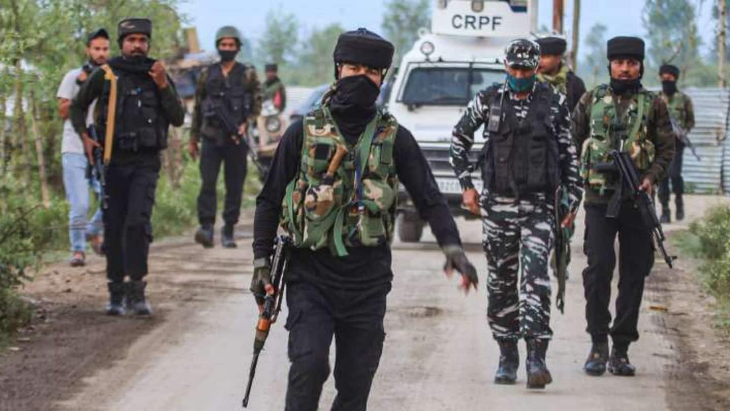 जम्मू-कश्मीर: अवंतीपोरा में आतंकी ठिकानों को सुरक्षाबलों ने नष्ट किया, लश्कर के 4 सदस्य गिरफ्तार