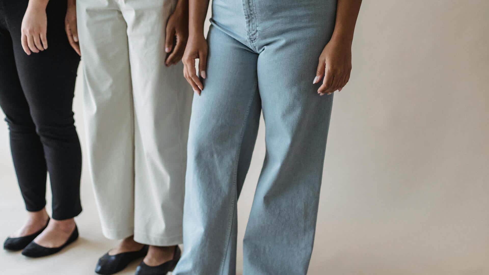 अपनी पसंदीदा ढीली पैंट्स को स्टाइलिश बनाने के लिए आजमाएं ये तरीके