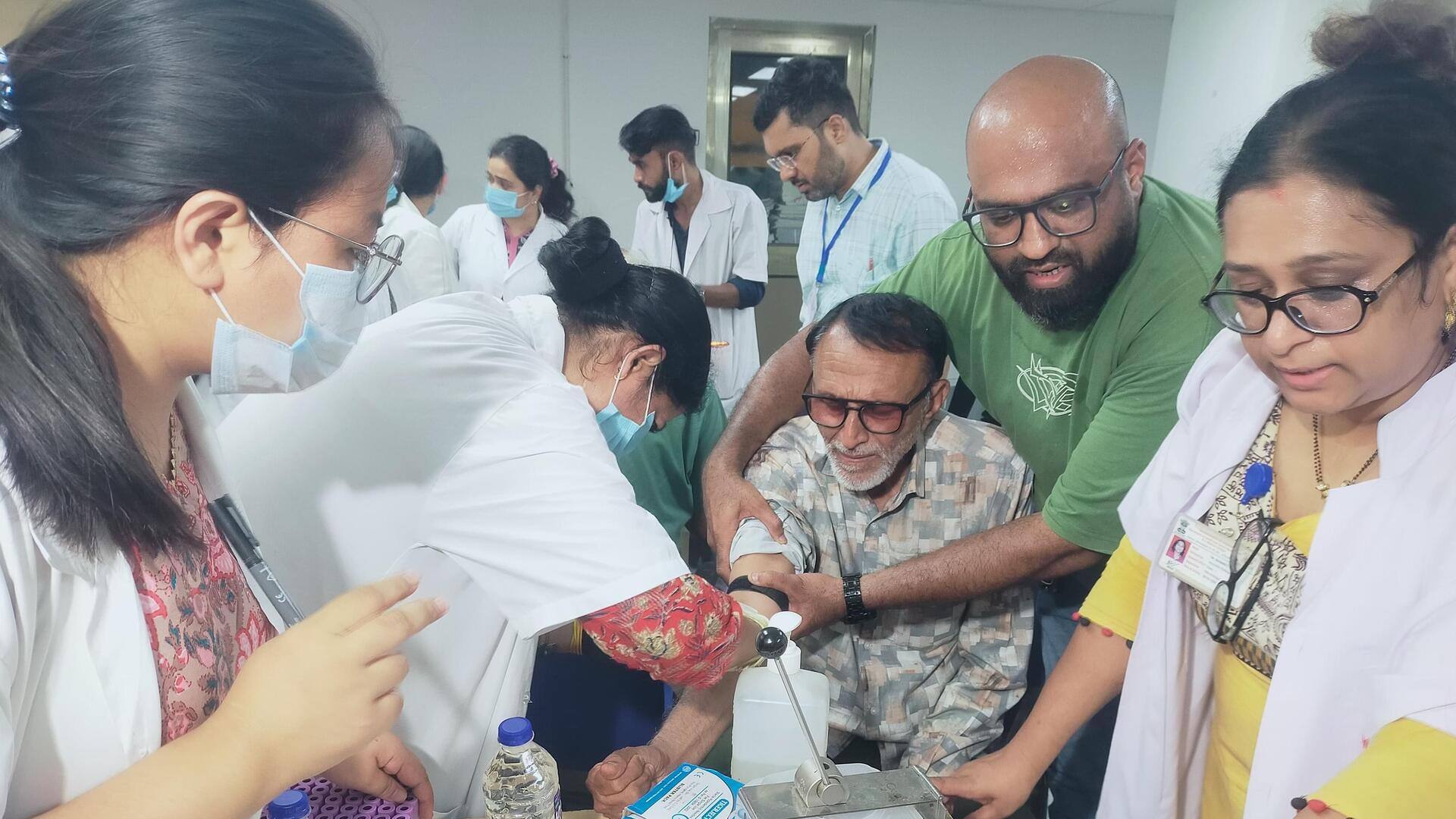 अहमदाबाद विमान हादसा: अब तक 144 DNA नमूनों का मिलान हुआ, 101 शव सौंपे गए अहमदाबाद विमान हादसा: अब तक 144 DNA नमूनों का मिलान हुआ, 101 शव सौंपे गए
