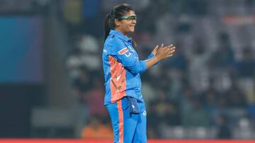 कौन हैं मुंबई इंडियंस की साइका इशहाक, जिन्होंने गुजरात के खिलाफ झटके 4 विकेट? 