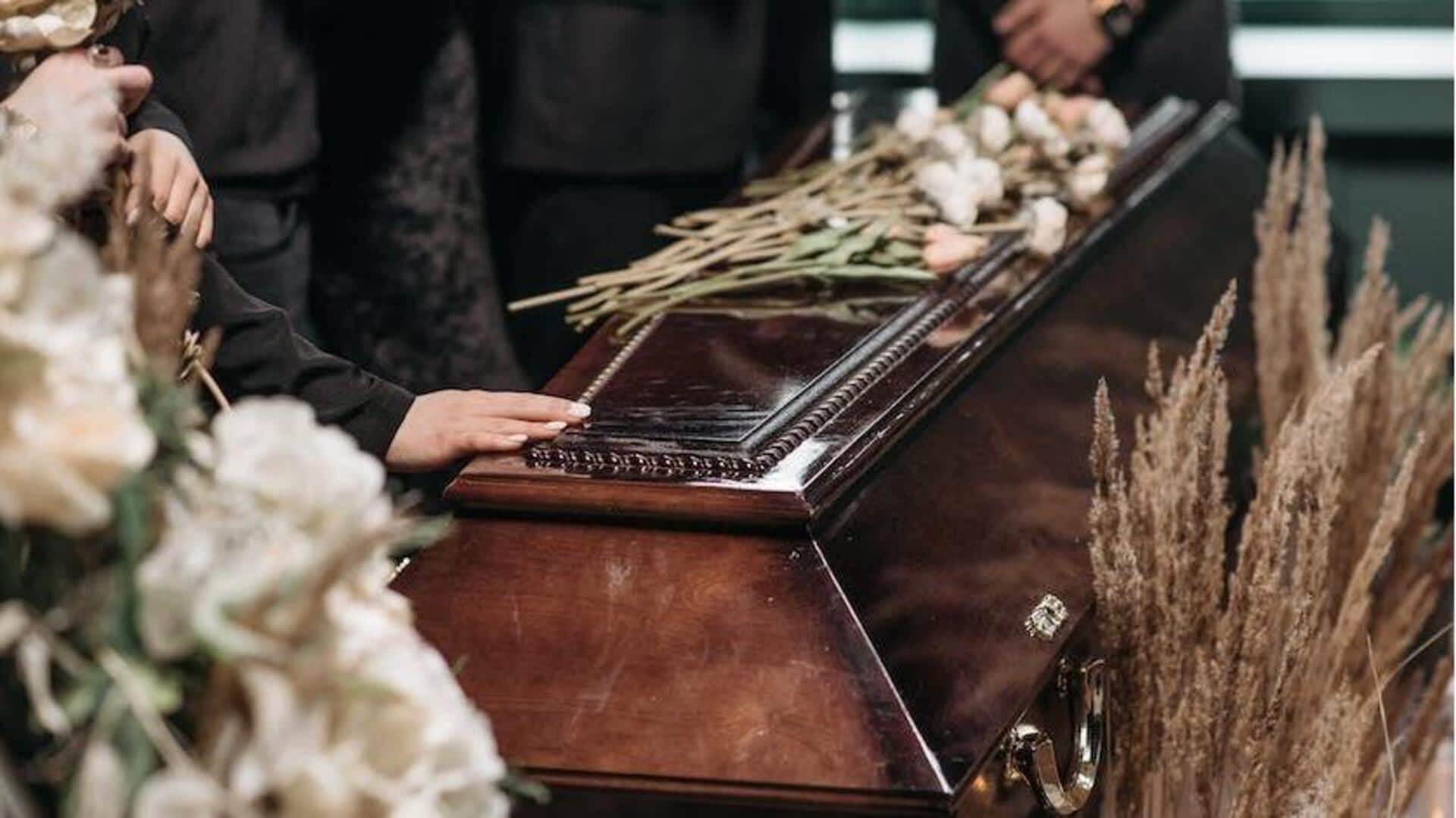 ब्रिटेन: अस्पताल की गलती से बदल गया शव, परिवार ने किया गलत व्यक्ति का अंतिम संस्कार