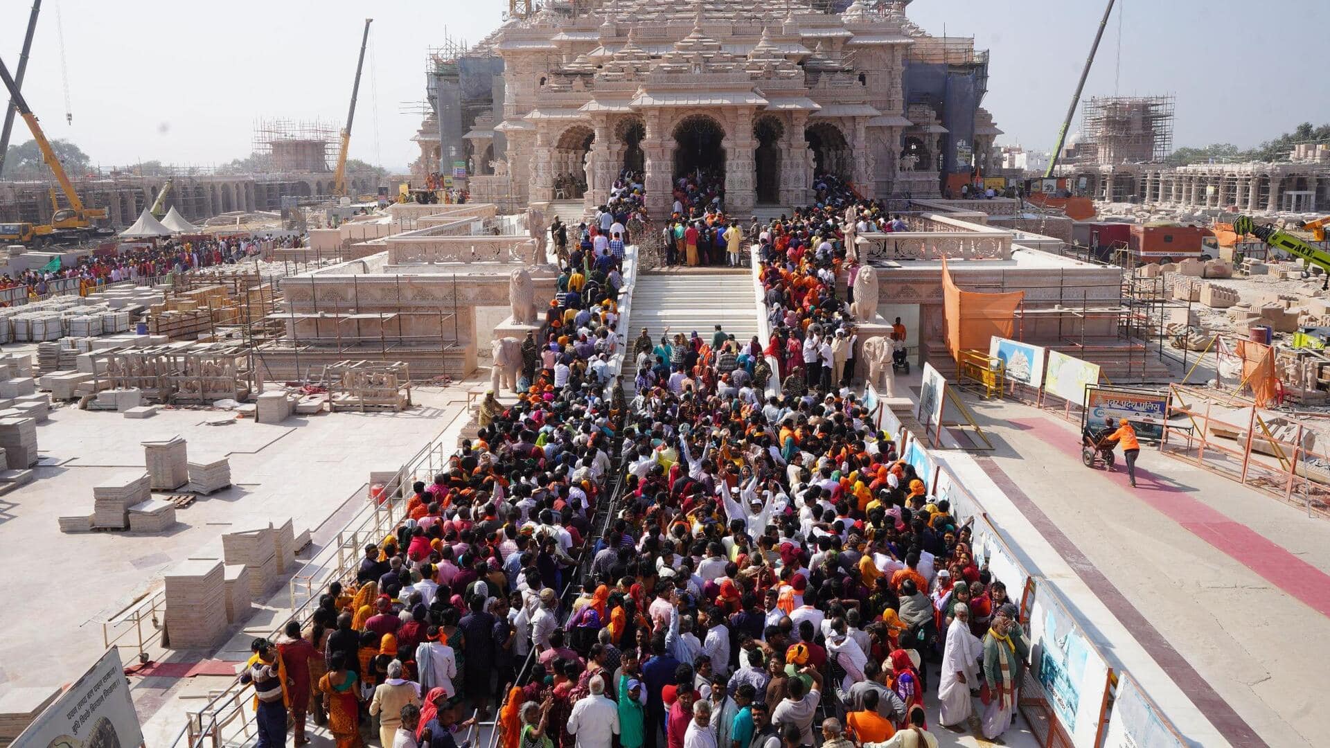 अयोध्या में 5 जून को राम दरबार की प्राण प्रतिष्ठा, भक्तों से न आने की अपील अयोध्या में 5 जून को राम दरबार की प्राण प्रतिष्ठा, भक्तों से न आने की अपील