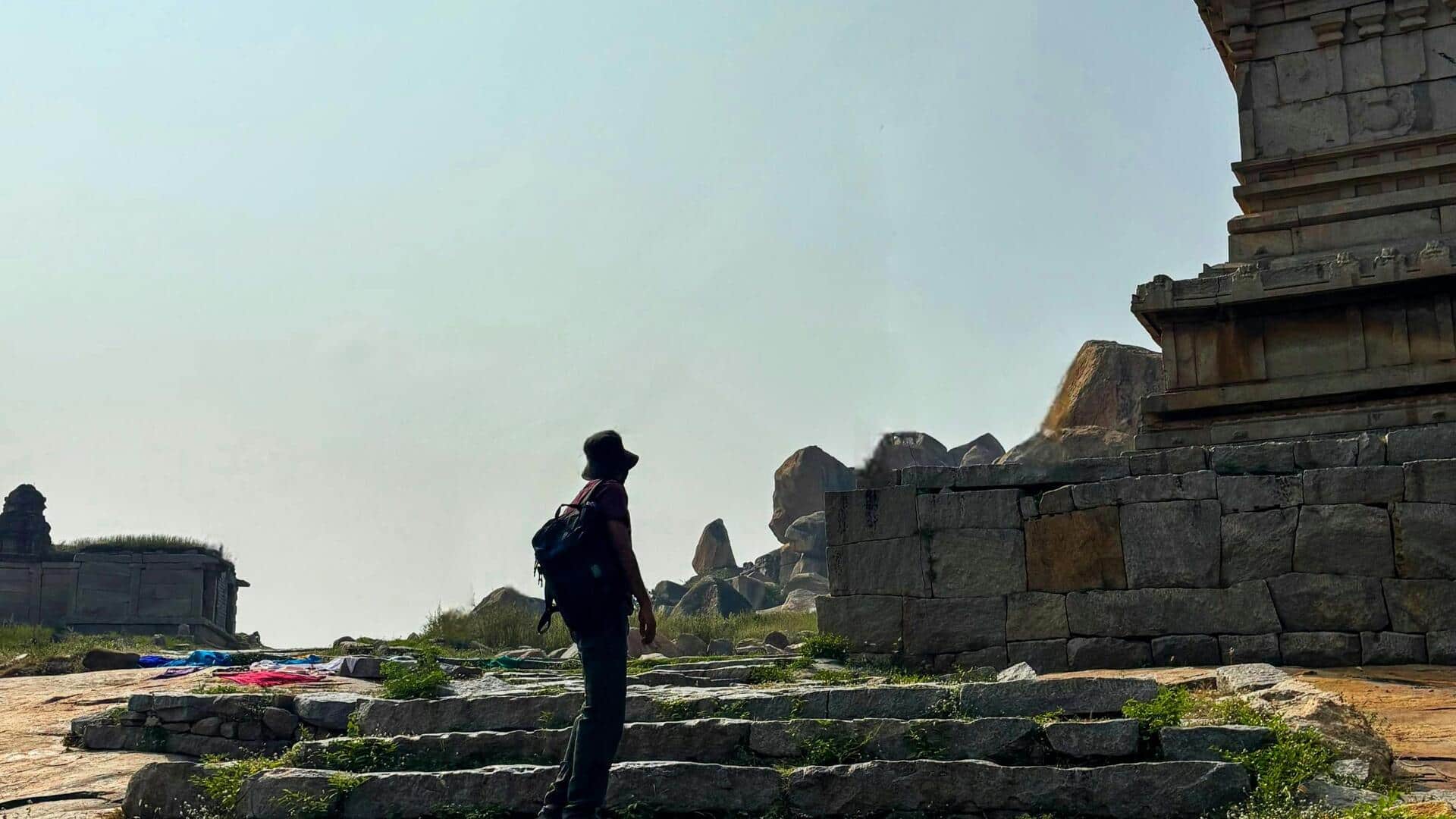 पहली बार यात्रा करने वाले लोगों को इन 5 बातों का रखना चाहिए खास ध्यान