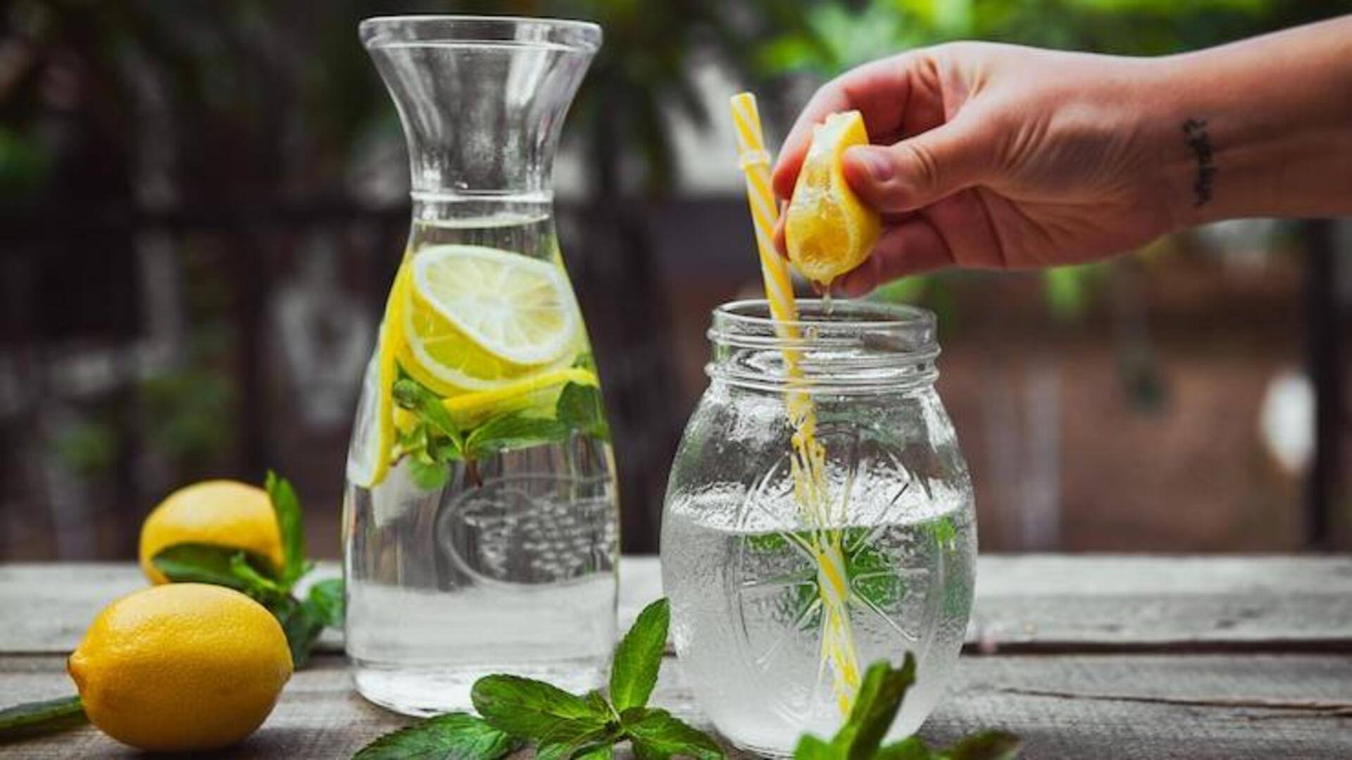 पेट फूलना की समस्या से राहत पाने के लिए घर पर बनाकर पिएं ये 5 पेय पेट फूलना की समस्या से राहत पाने के लिए घर पर बनाकर पिएं ये 5 पेय