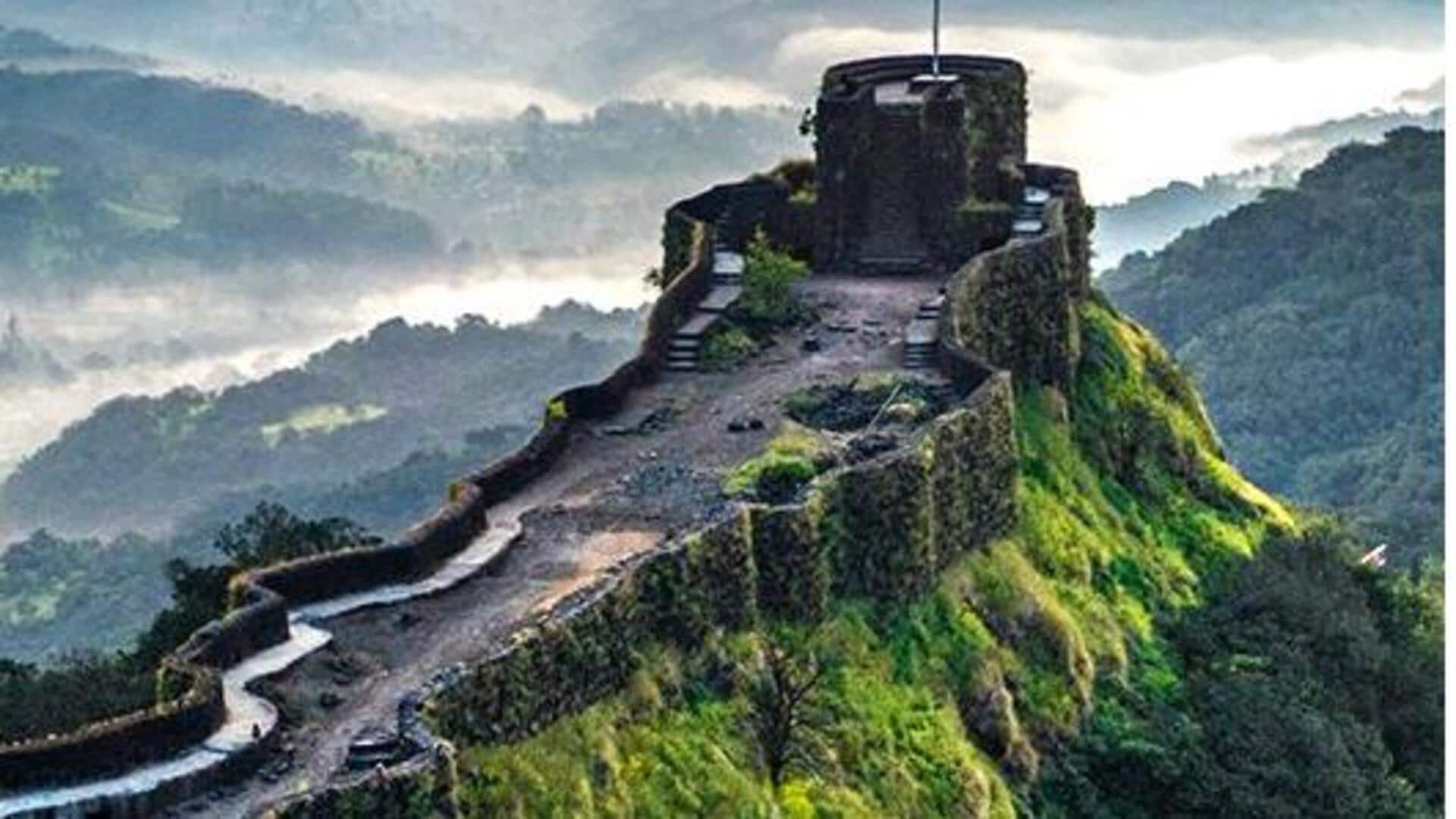 हिमालय के अलावा गर्मियों में घूमने के लिए बेहतरीन हैं ये 5 जगहें हिमालय के अलावा गर्मियों में घूमने के लिए बेहतरीन हैं ये 5 जगहें