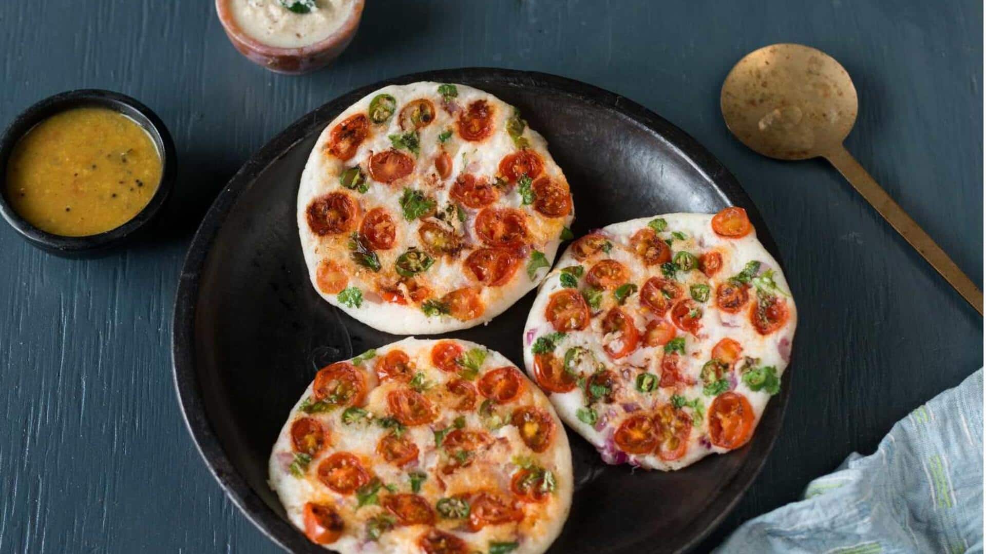 नाश्ते में कुछ हल्का खाना है तो बनाएं स्वादिष्ट टमाटर उत्तपम, जानिए इसकी आसान रेसिपी