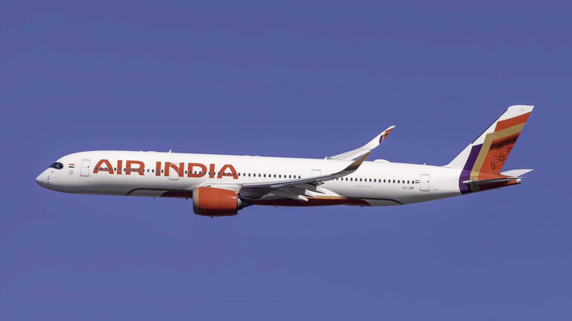 पहलगाम आतंकी हमला: DGCA ने जारी की एडवाइजरी, एयरलाइनों को कैंसिलेशन शुल्क माफ करने का निर्देश पहलगाम आतंकी हमला: DGCA ने जारी की एडवाइजरी, एयरलाइनों को कैंसिलेशन शुल्क माफ करने का निर्देश