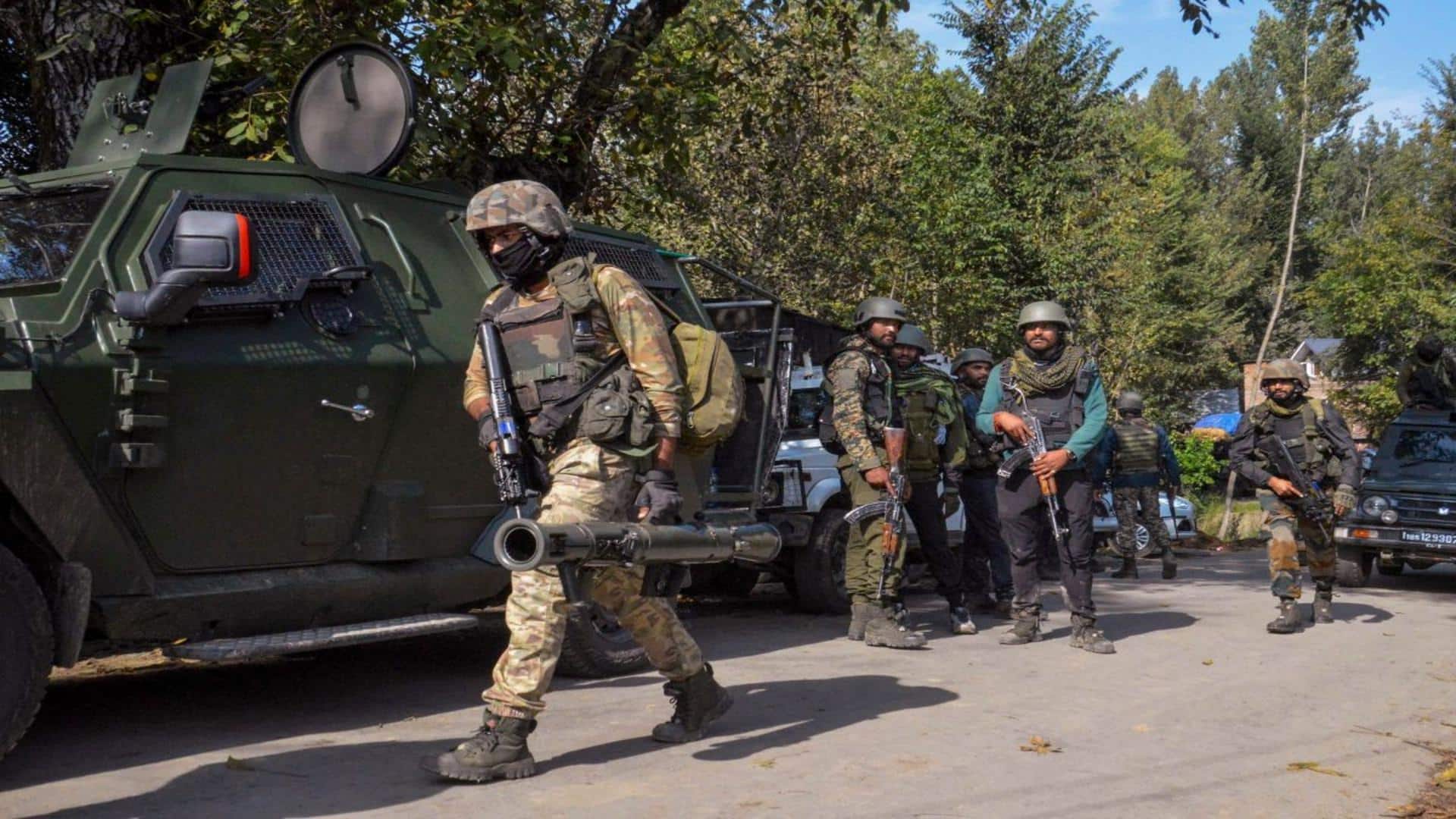 जम्मू-कश्मीर: सांसद आगा रुहुल्लाह मेहदी को आरक्षण नीति के खिलाफ प्रदर्शन को लेकर किया नजरबंद