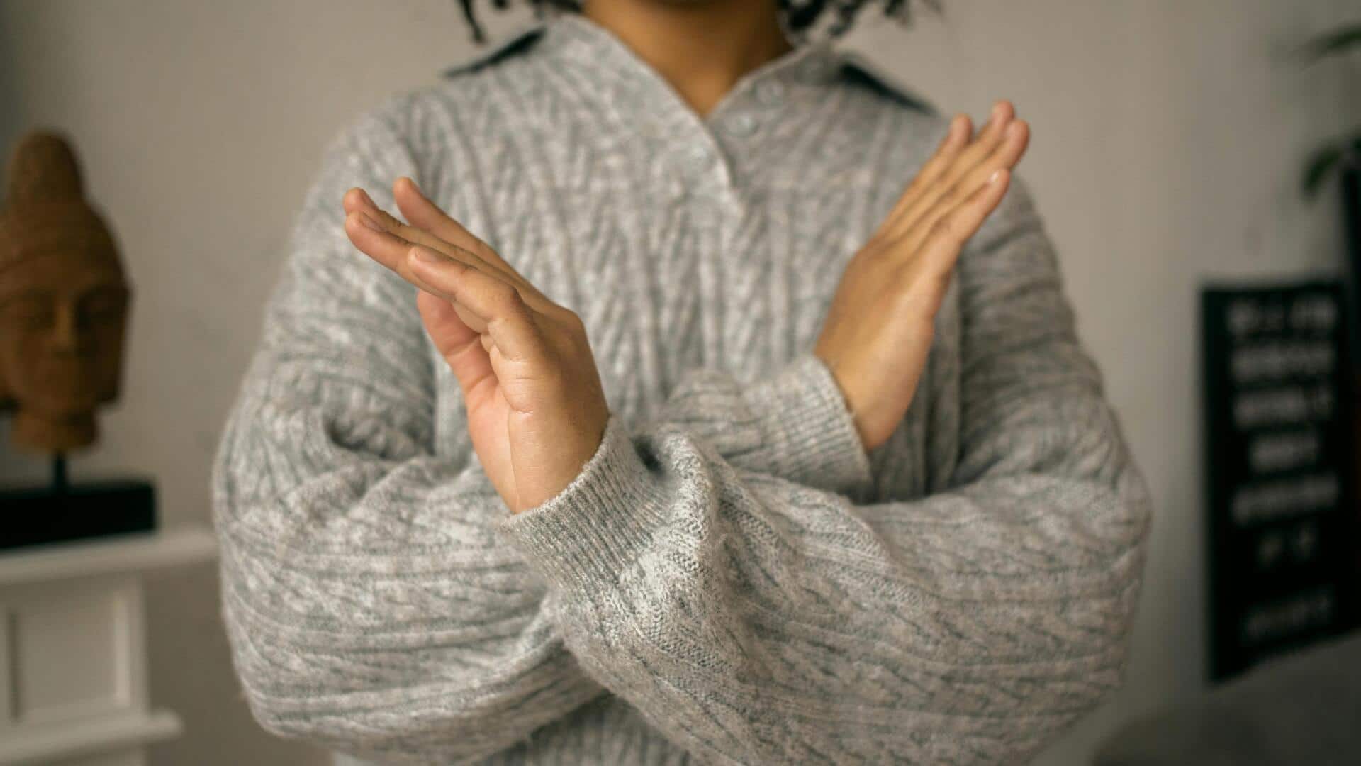 किसी भी चीज को विनम्रता से अस्वीकार करने के लिए आजमाएं ये 5 तरीके