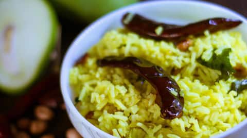 अपने घर वालों के लिए बनाएं दक्षिण भारत की ये 5 चावल से बनी स्वादिष्ट रेसिपी
