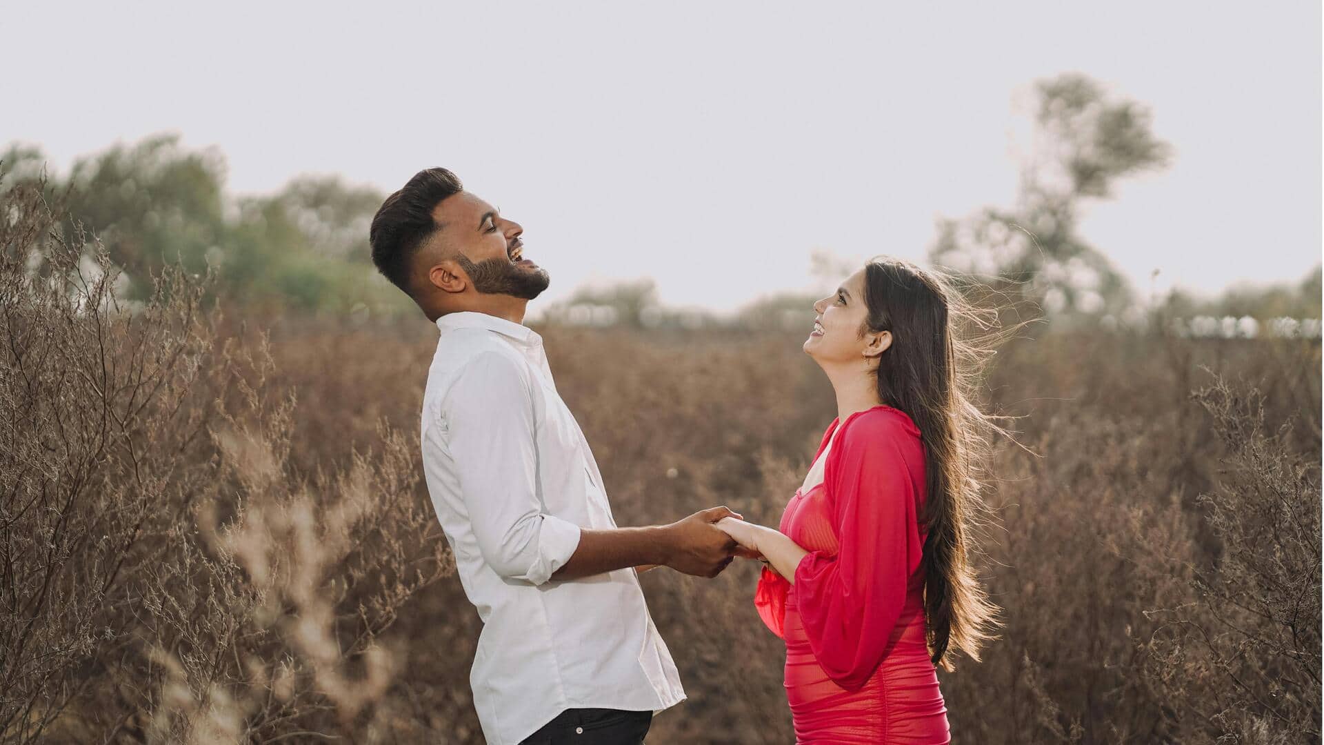 क्या कोई वाकई में आपसे प्यार करता है? इन 5 बातों से लग जाएगा पता