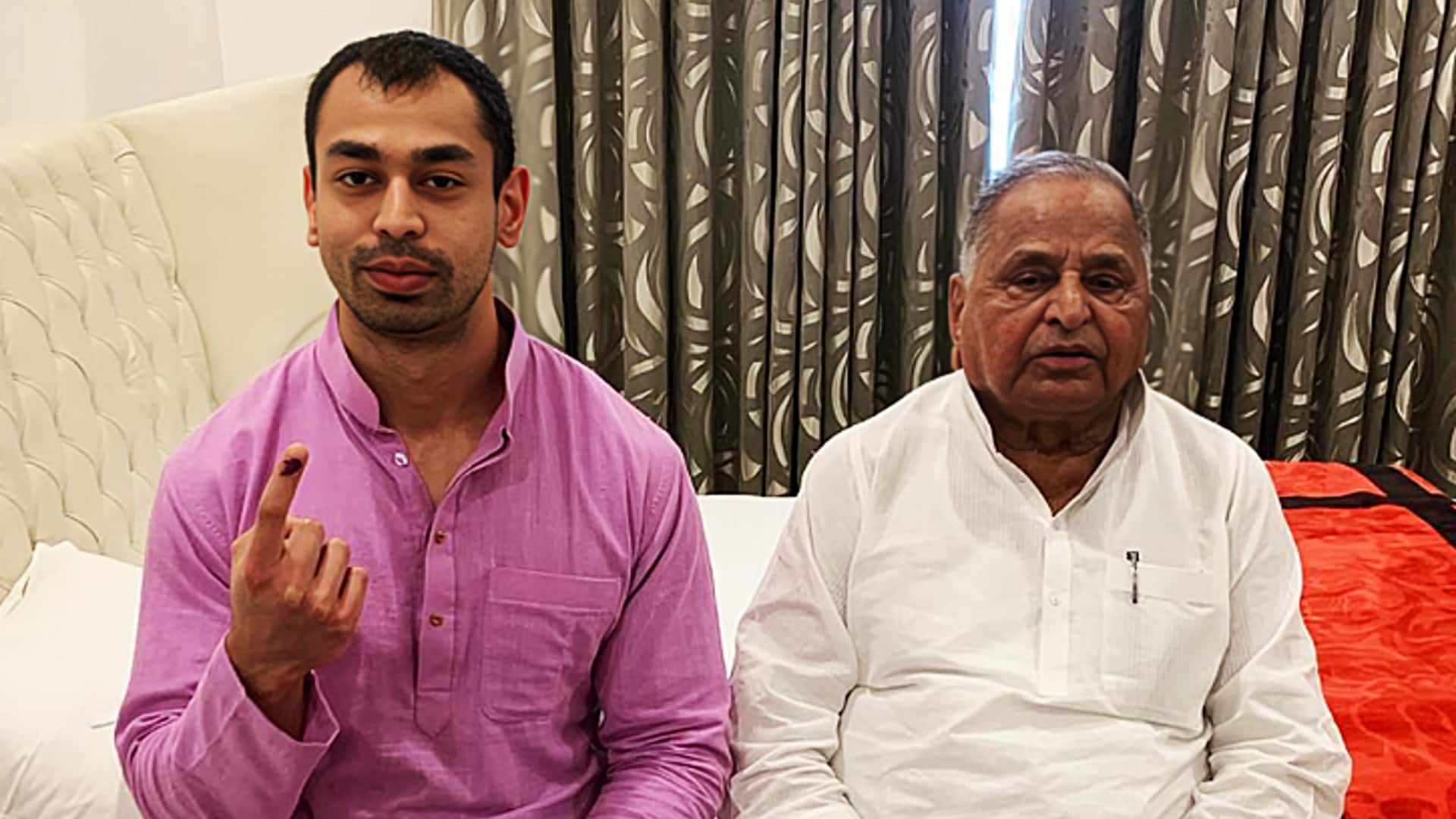 कौन थे अखिलेश यादव के सौतेले भाई प्रतीक यादव, जिन्होंने राजनीति में नहीं बनाया करियर?