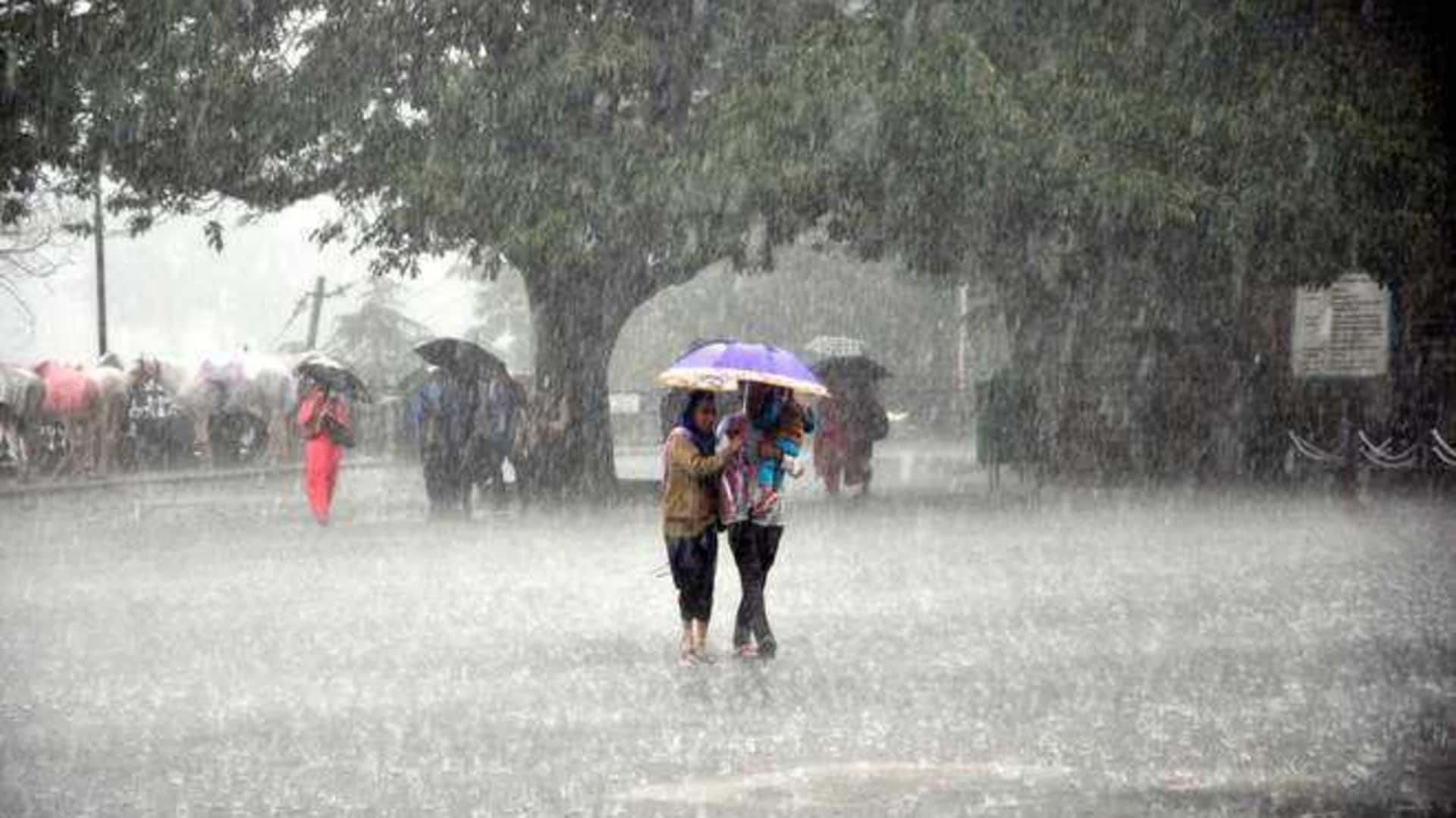 पहाड़ों पर आज भी आफत बनकर बरसेंगे बादल, इन राज्यों में बाढ़ कहर जारी पहाड़ों पर आज भी आफत बनकर बरसेंगे बादल, इन राज्यों में बाढ़ कहर जारी