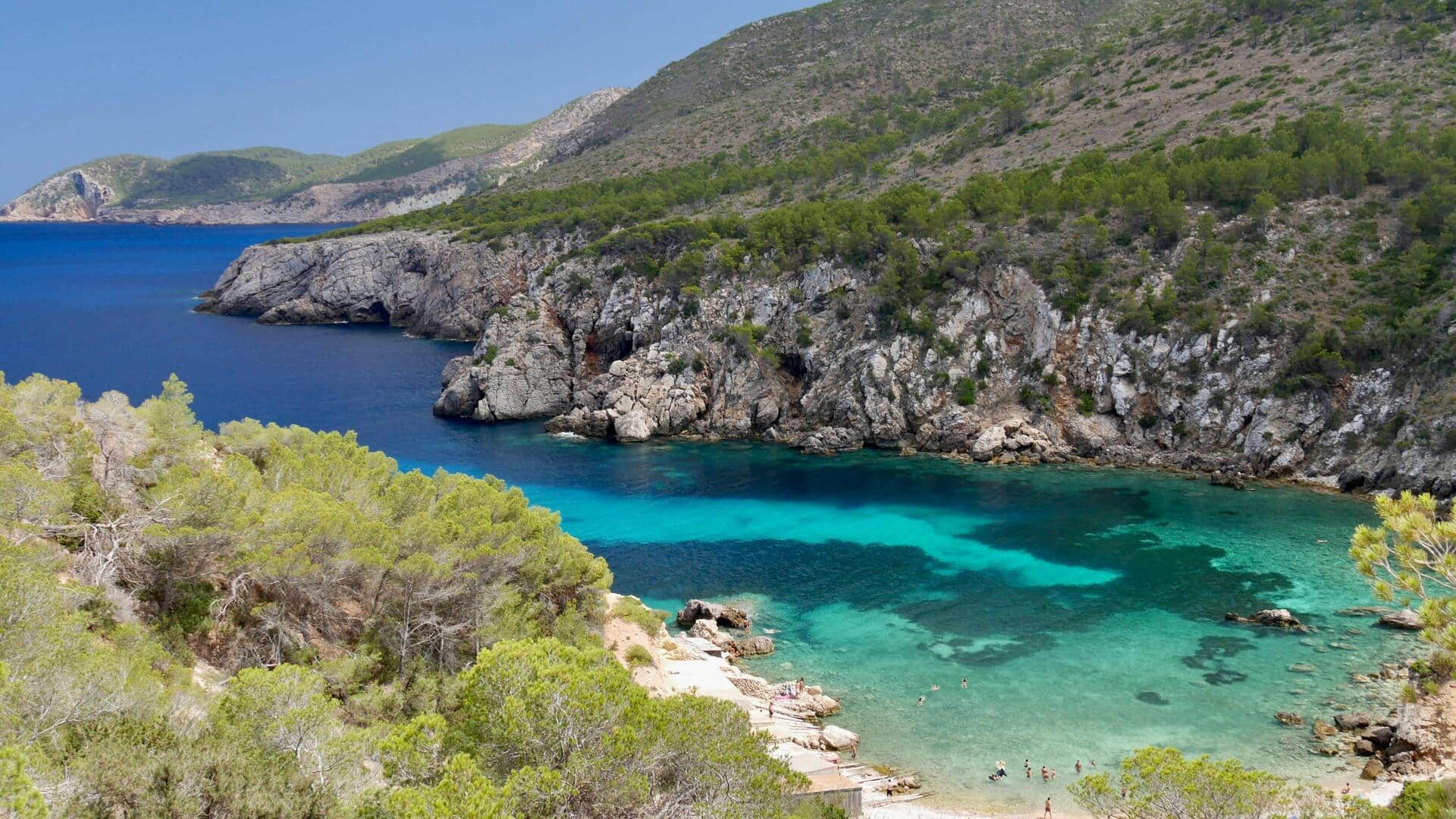 स्पेन के ये 5 छुपे हुए समुद्र तट हैं बेहद खूबसूरत, छुट्टियों में करें इनकी यात्रा