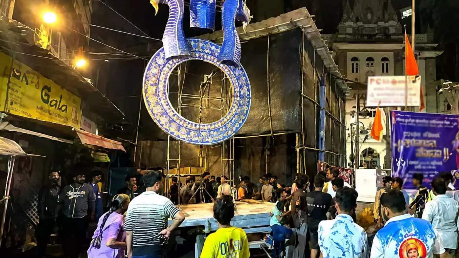 मुंबई: 22 फीट ऊंची गणेश प्रतिमा गिरने से 2 लोगों की मौत, 5 घायल 